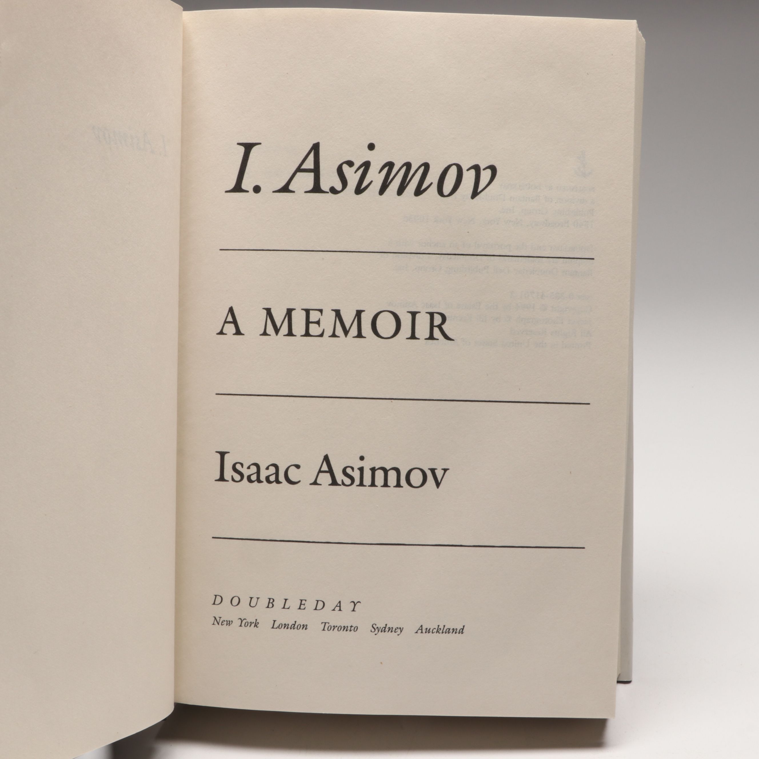 "The Gods Themselves," "The Robots of Dawn," and More Isaac Asimov Books