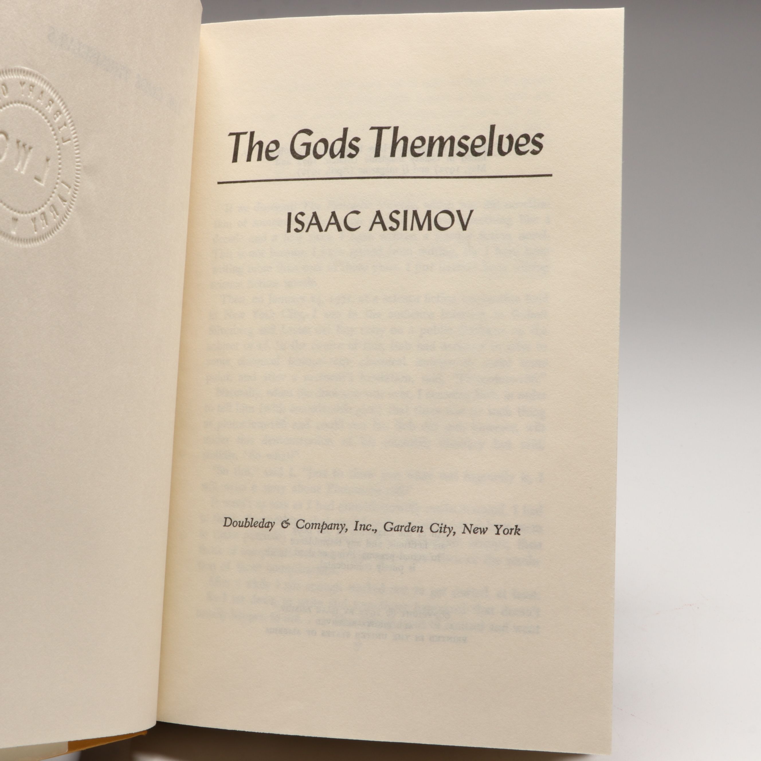 "The Gods Themselves," "The Robots of Dawn," and More Isaac Asimov Books