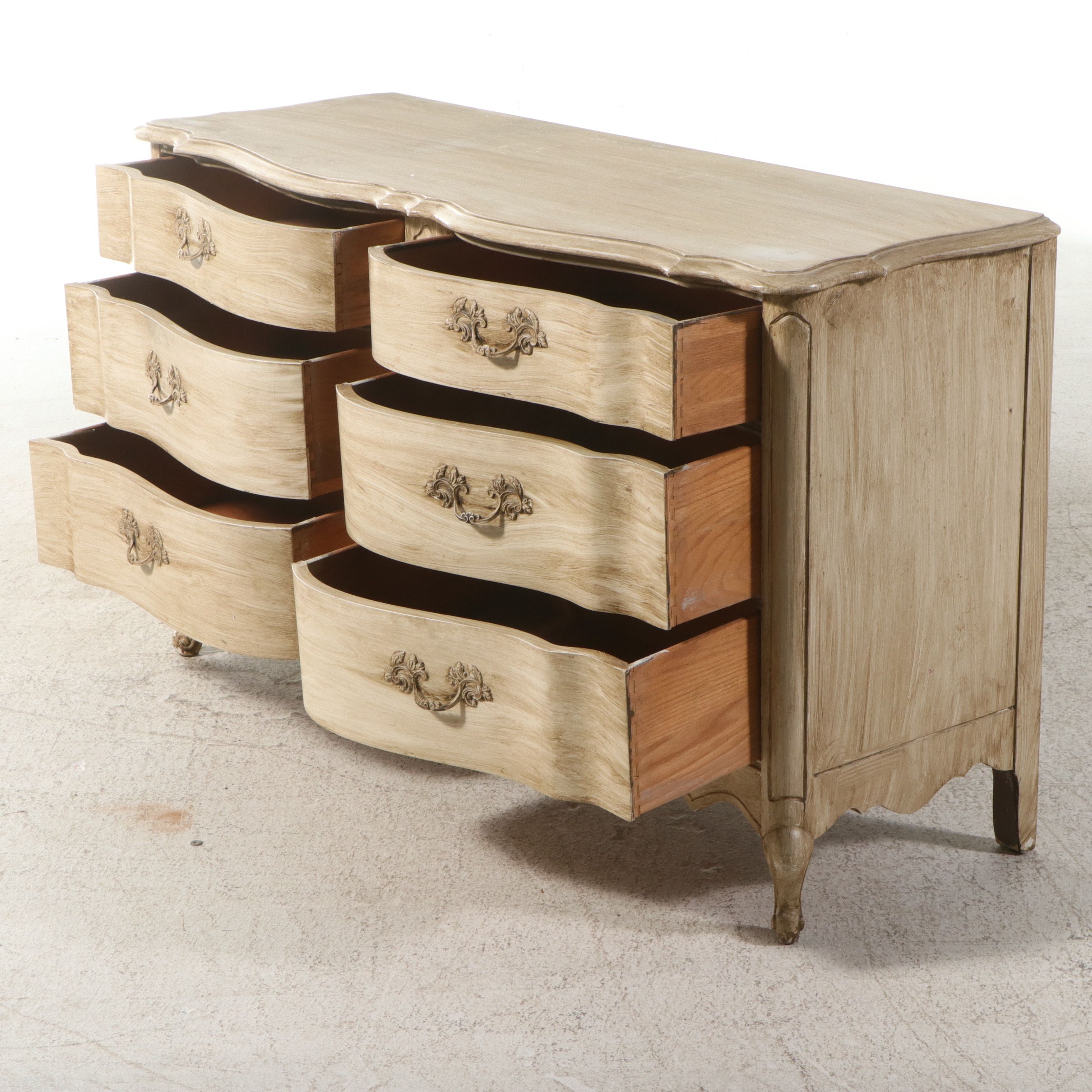 Drew Furniture French Provincial Style Serpentine Front Chest of Drawers