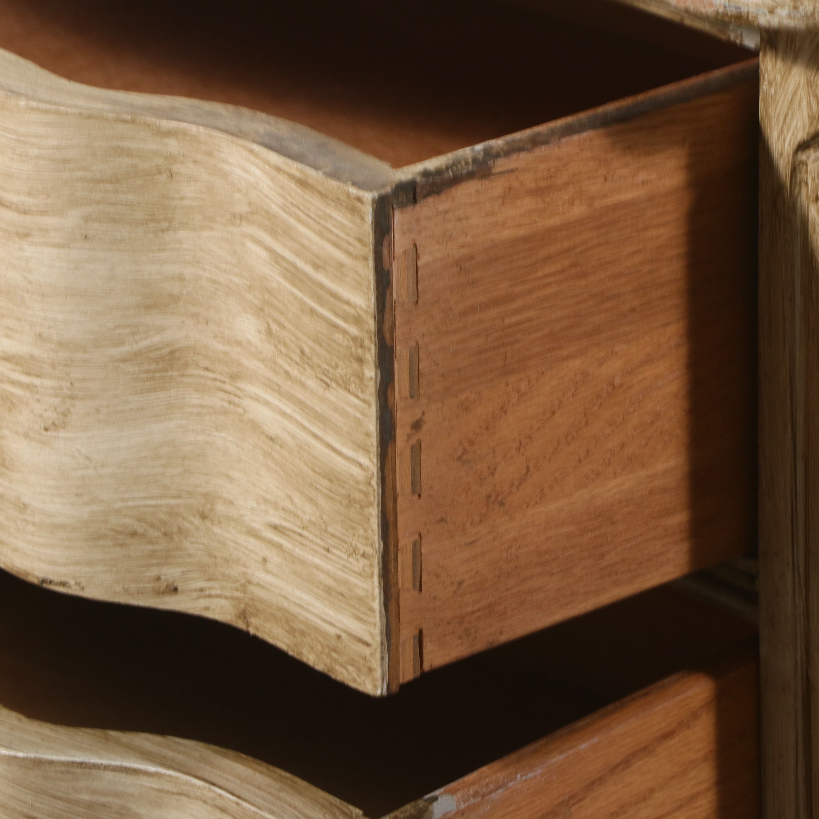 Drew Furniture French Provincial Style Serpentine Front Chest of Drawers