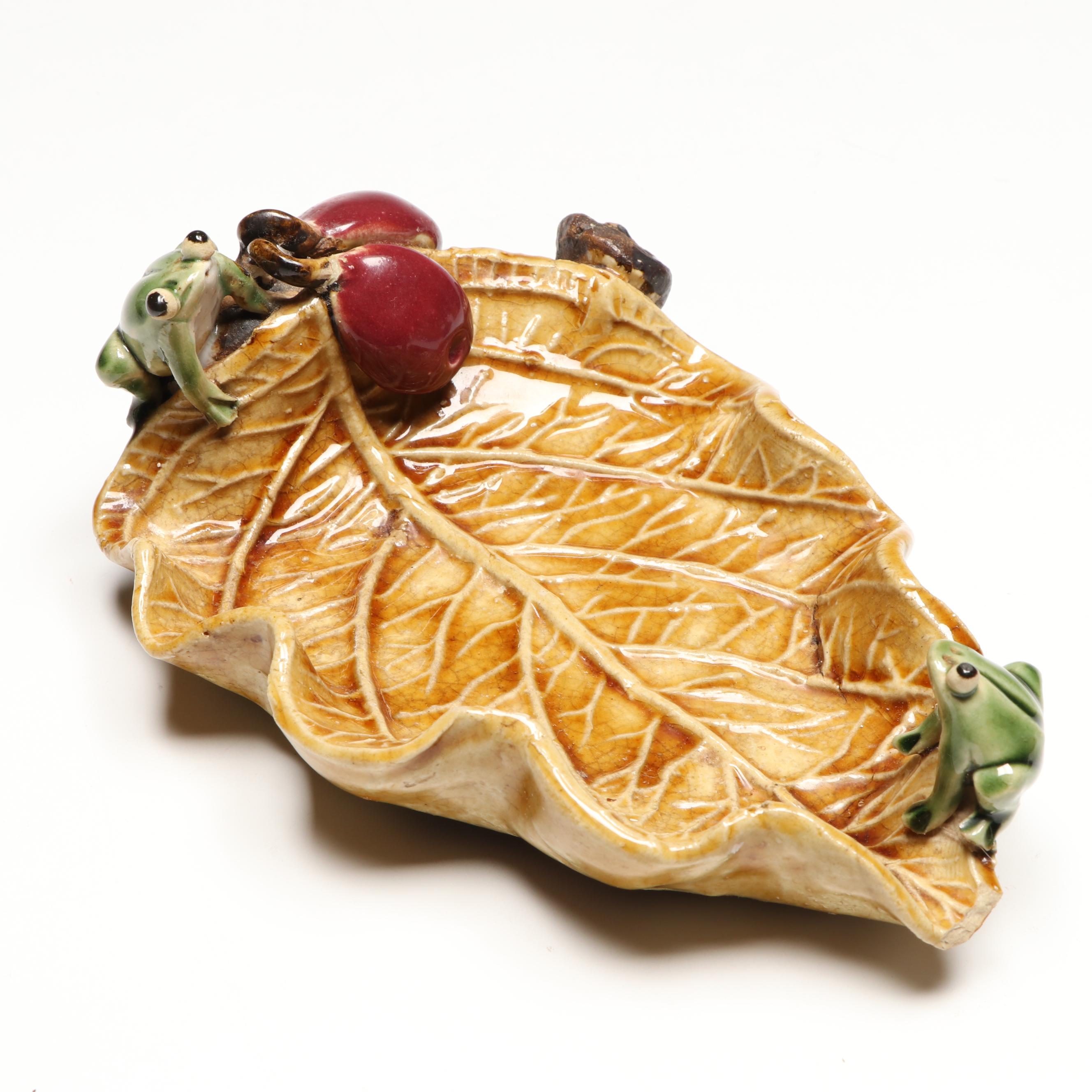 Chinese Majolica Frog Footed Planter, Leaf Tray and Teapot