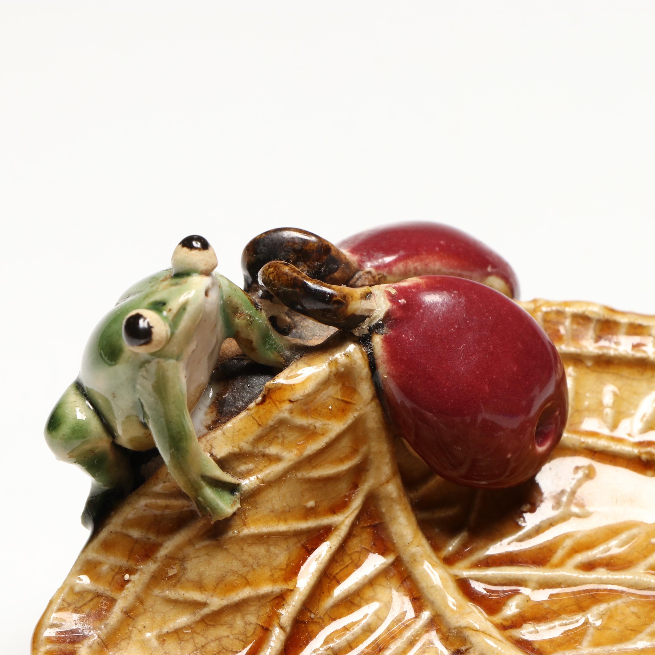 Chinese Majolica Frog Footed Planter, Leaf Tray and Teapot