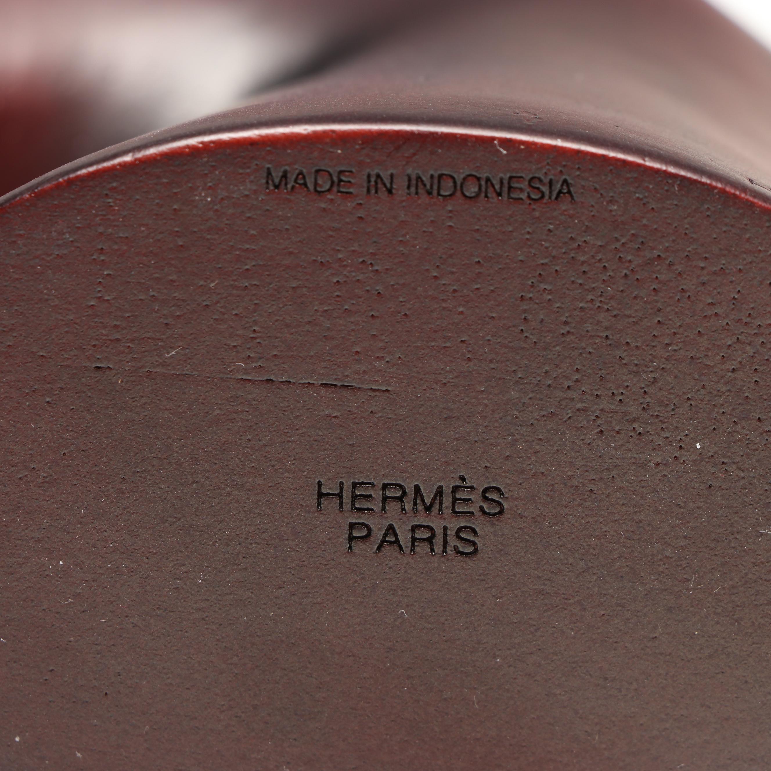 Hermès "Samarcande" Mahogany Paperweight