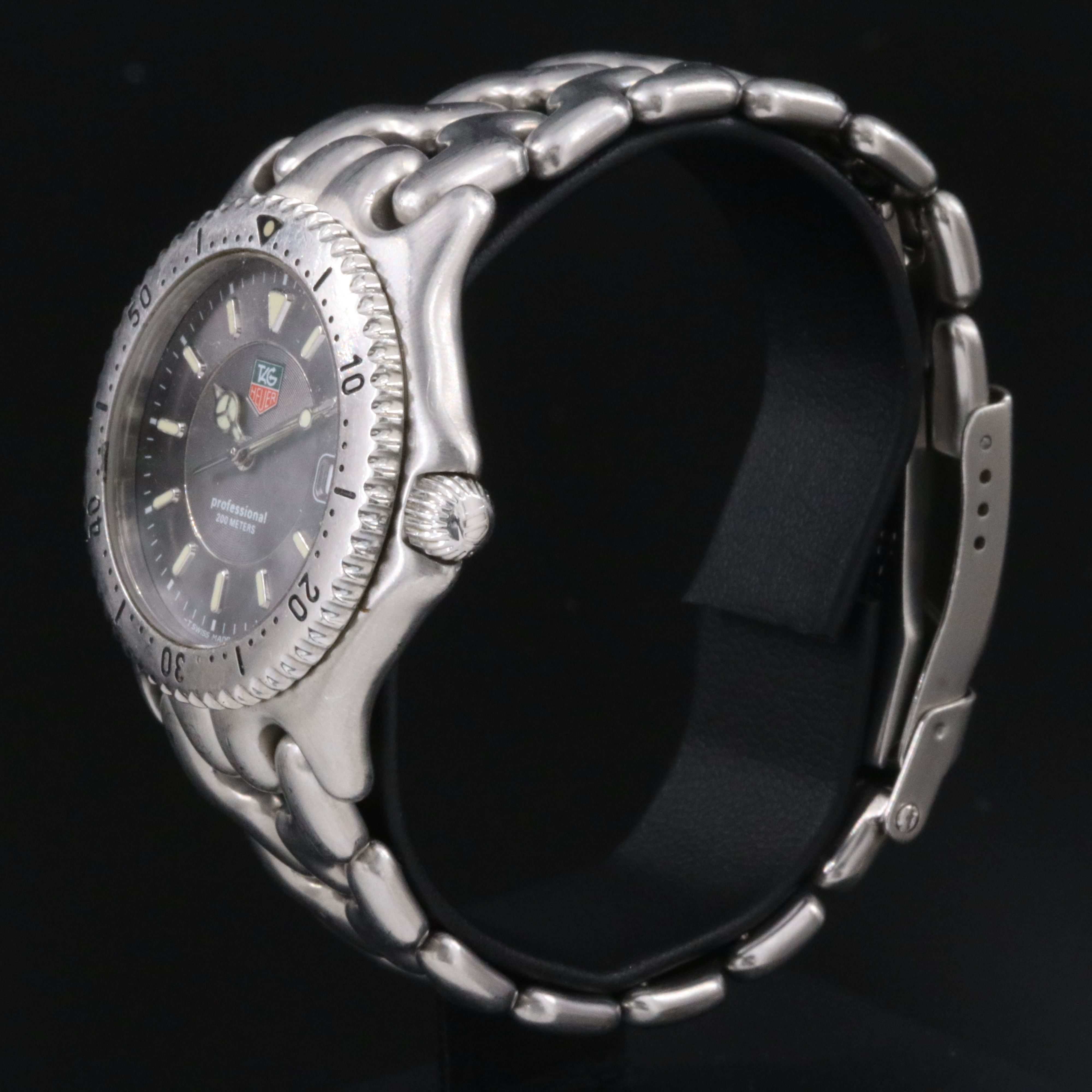 TAG Heuer 200M Professional Stainless Steel Date Quartz Watch