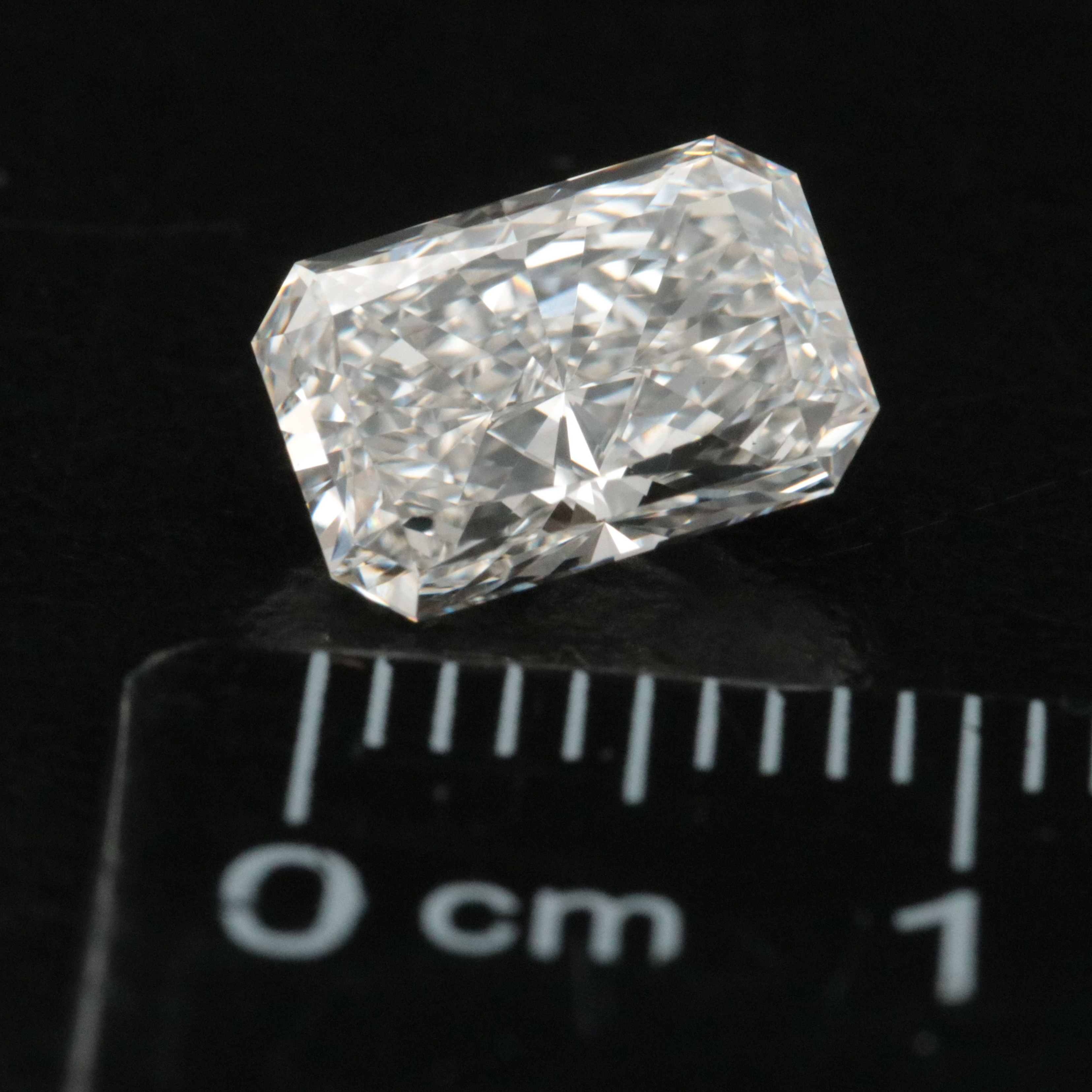 Loose 1.91 CT Lab Grown Diamond with IGI Report