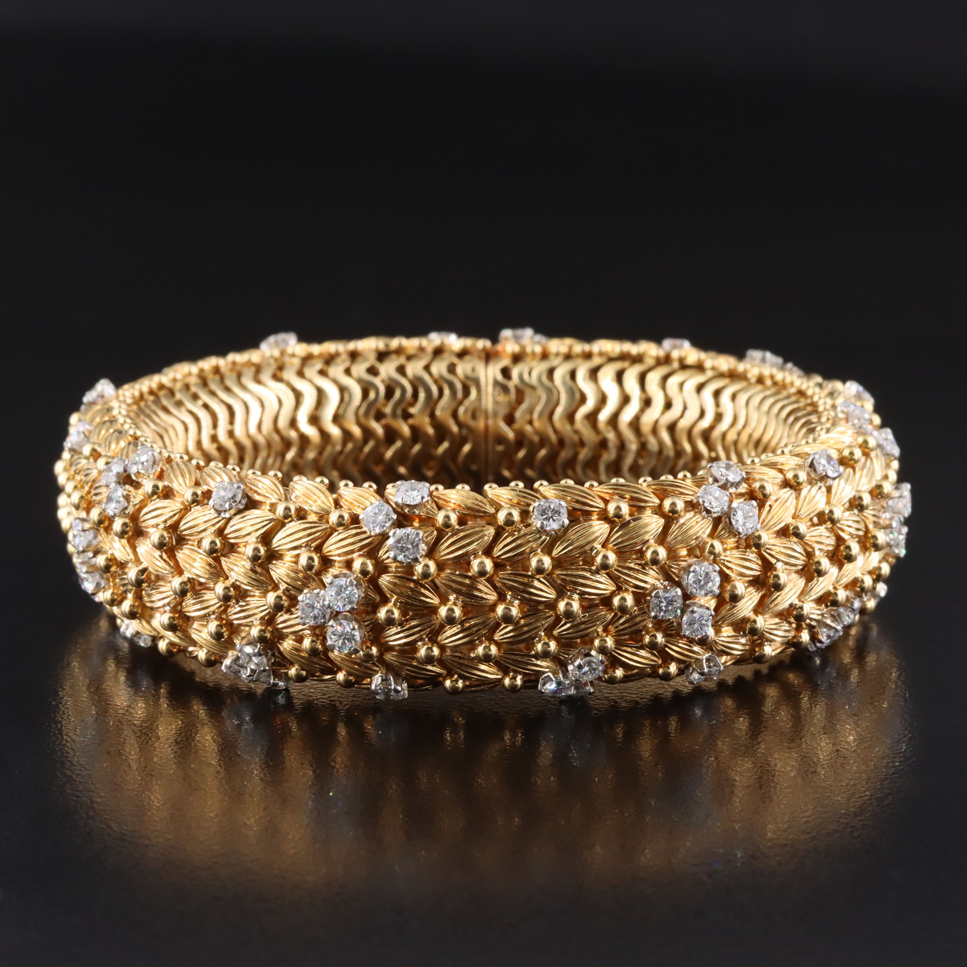 Van Cleef & Arpels 18K 5.28 CTW Diamond Fluted Bracelet 1960's