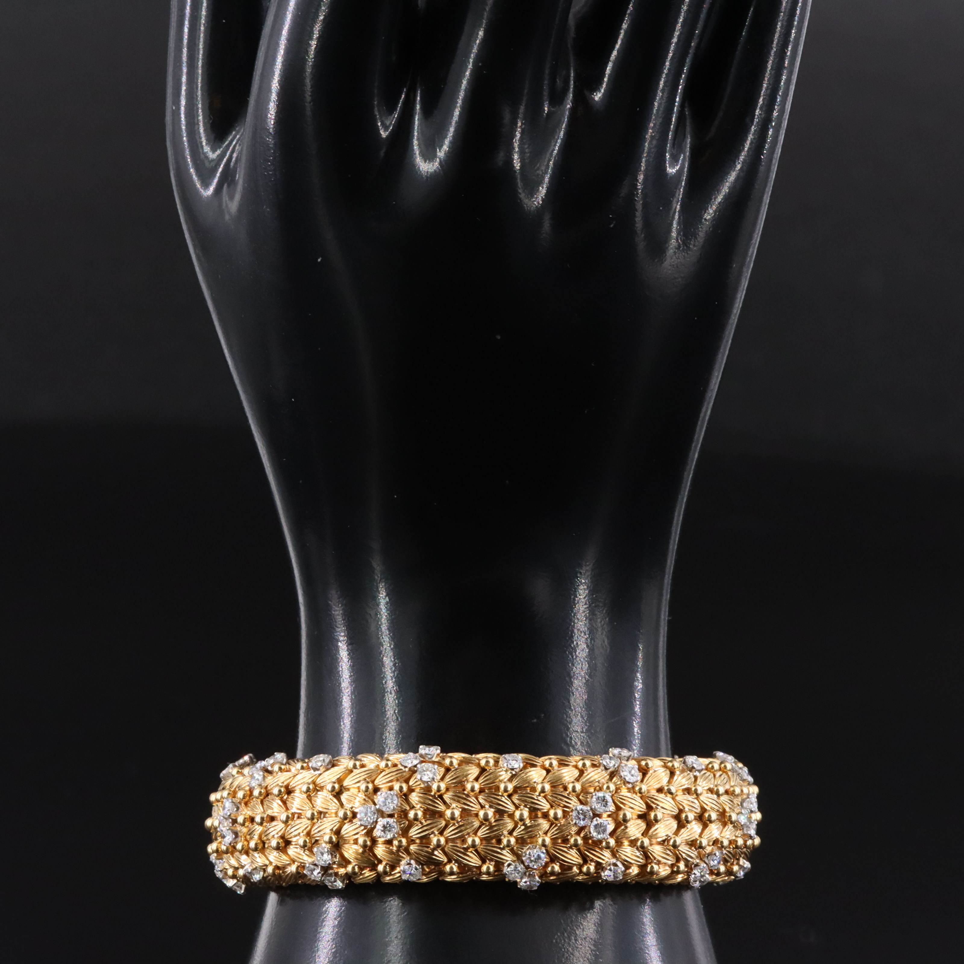 Van Cleef & Arpels 18K 5.28 CTW Diamond Fluted Bracelet 1960's