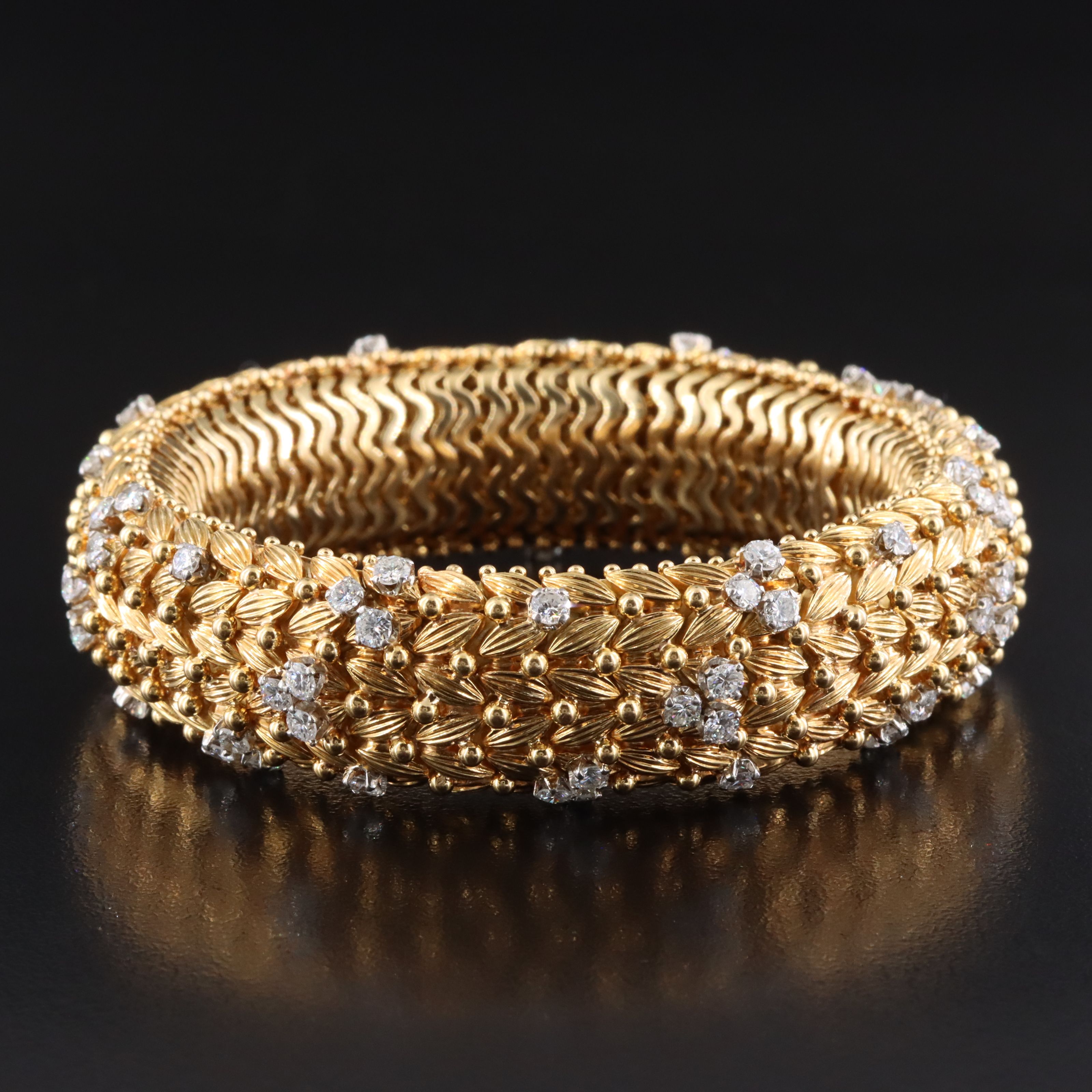 Van Cleef & Arpels 18K 5.28 CTW Diamond Fluted Bracelet 1960's