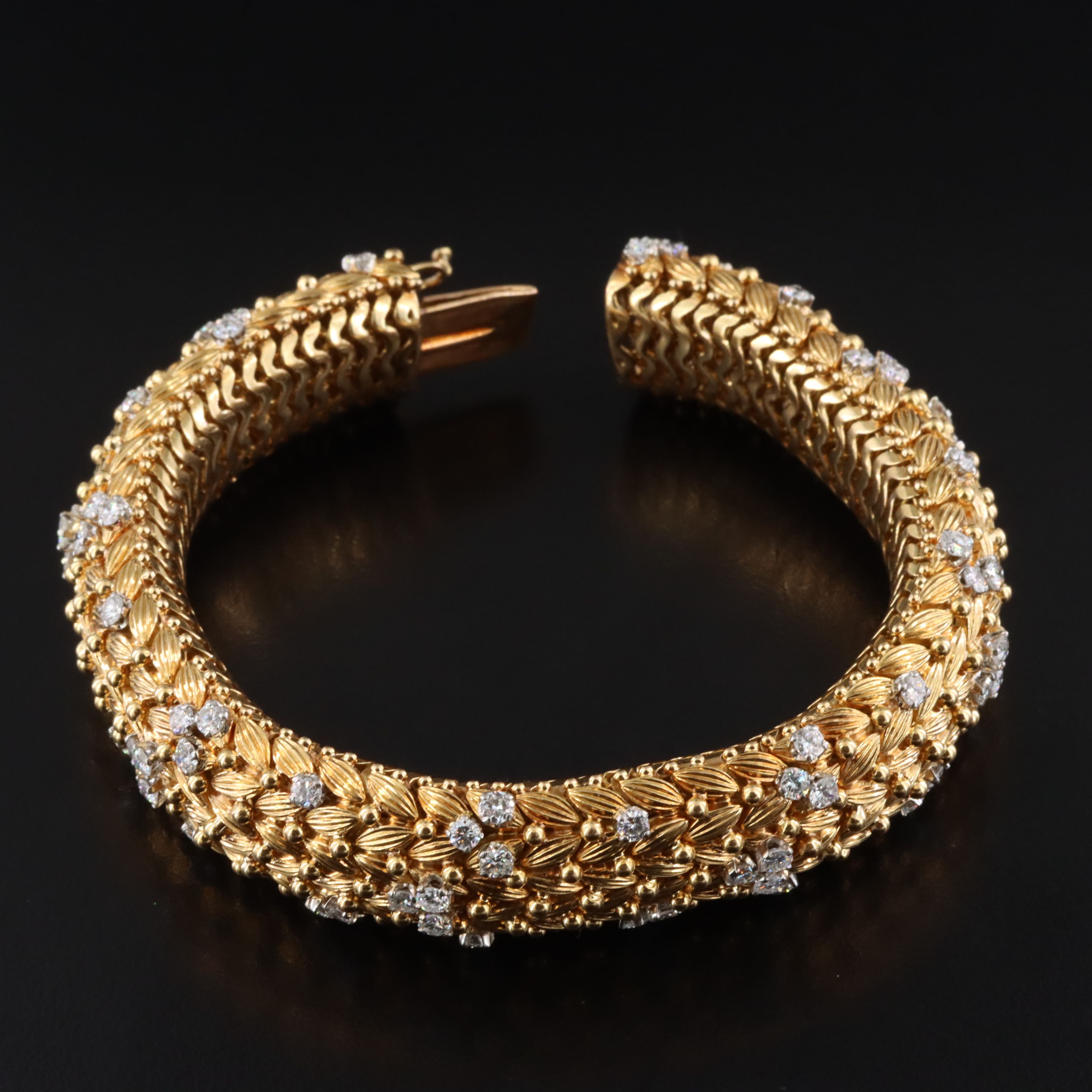 Van Cleef & Arpels 18K 5.28 CTW Diamond Fluted Bracelet 1960's