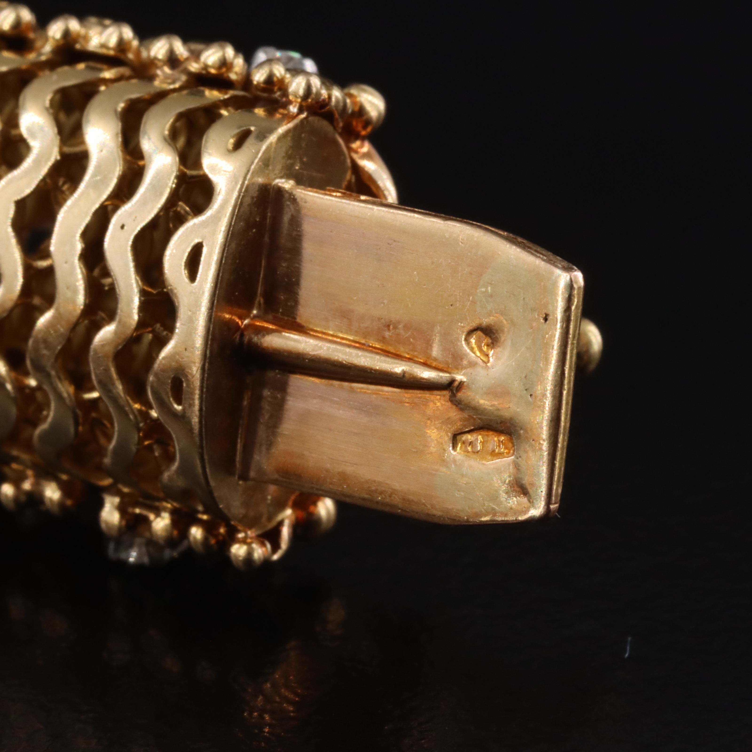 Van Cleef & Arpels 18K 5.28 CTW Diamond Fluted Bracelet 1960's