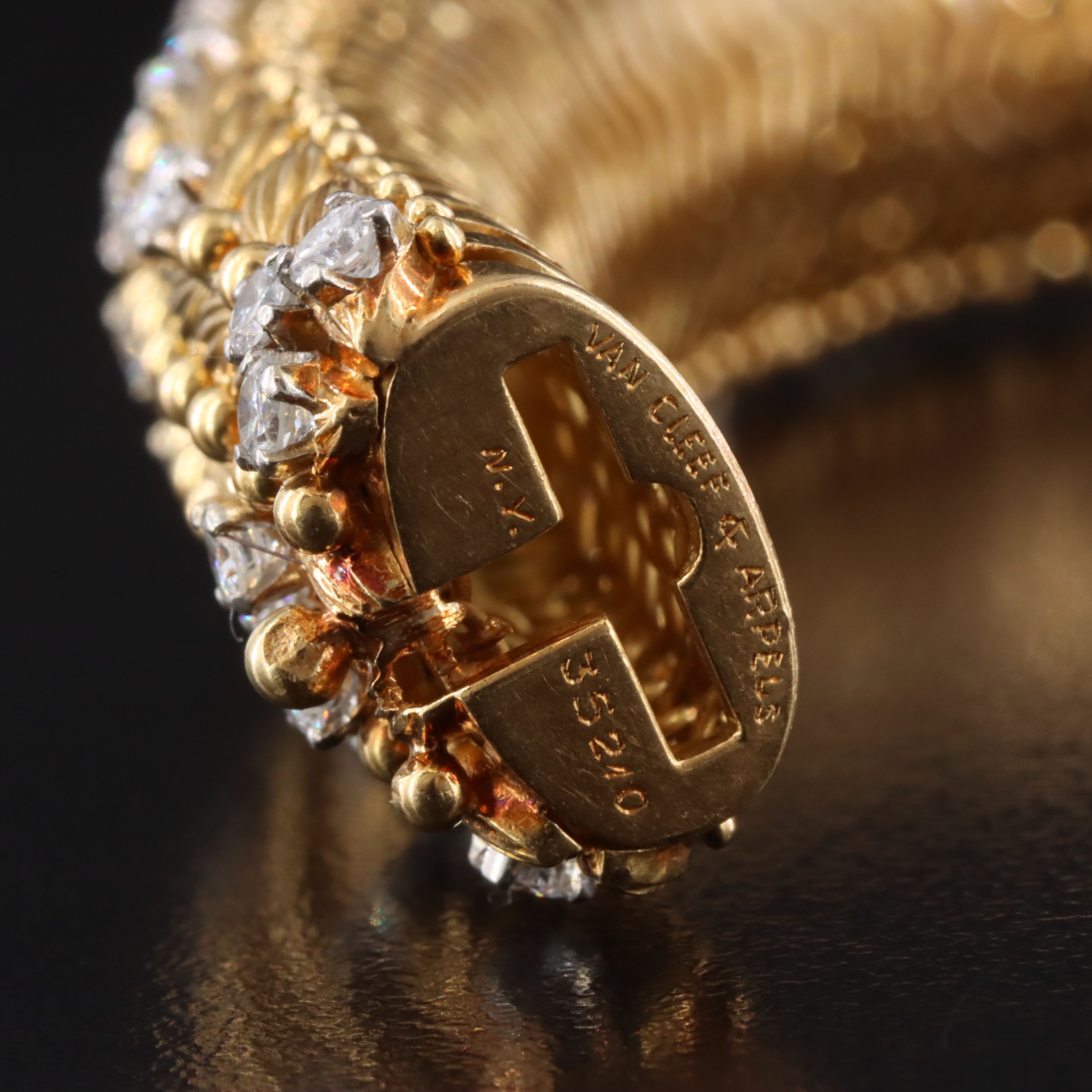 Van Cleef & Arpels 18K 5.28 CTW Diamond Fluted Bracelet 1960's