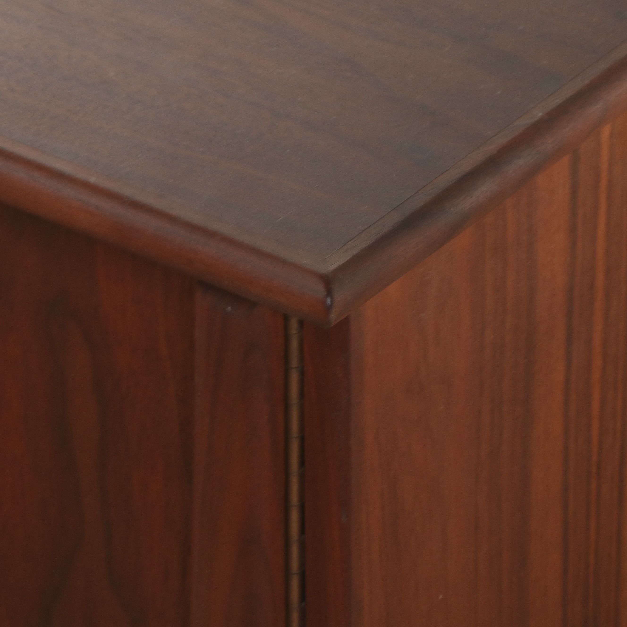 Lane "Perception" Mid Century Modern Walnut Credenza