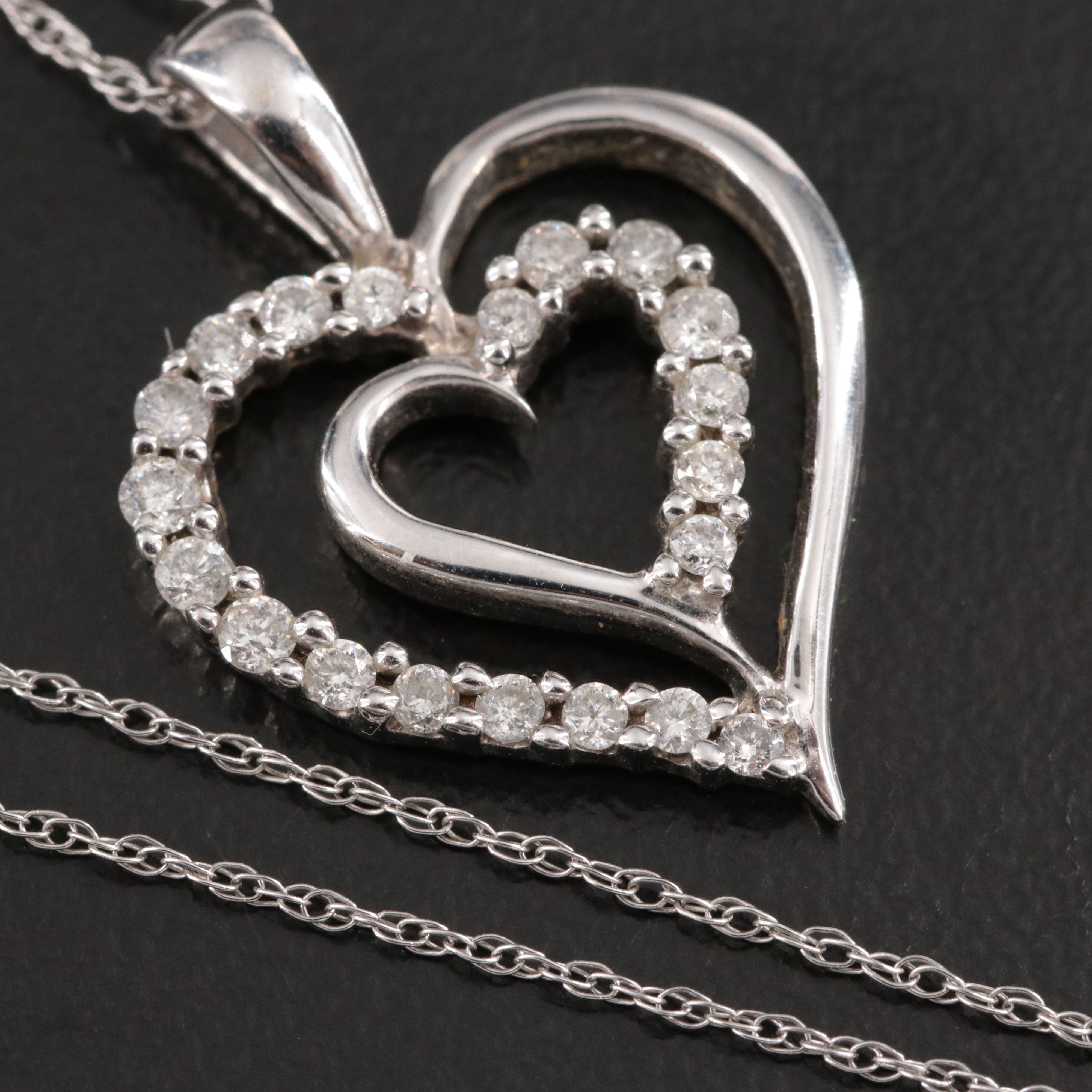 10K 0.27 CTW Diamond Heart Pendant Necklace