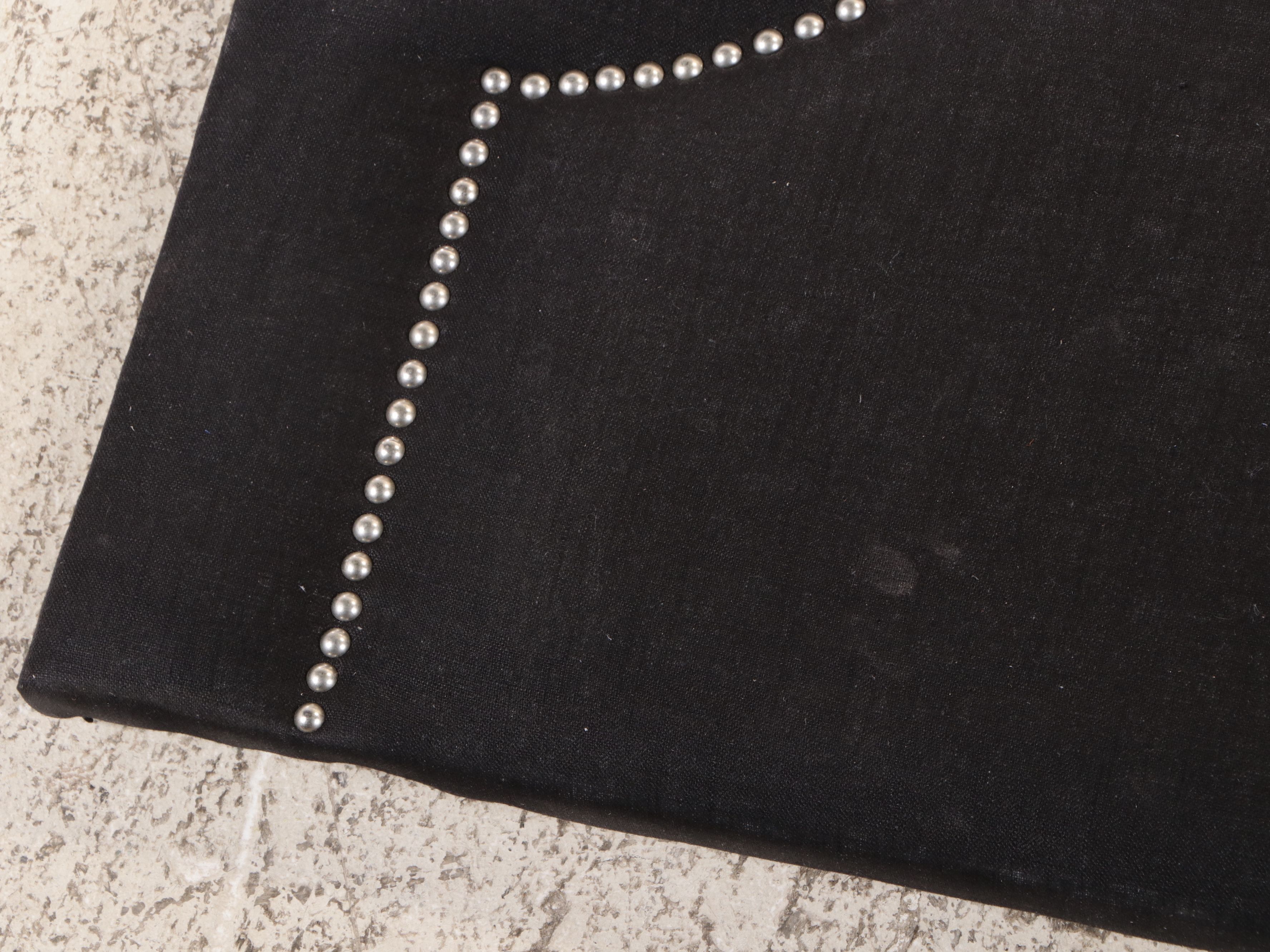 Contemporary Scalloped Headboard with Tufted Upholstered Footboard