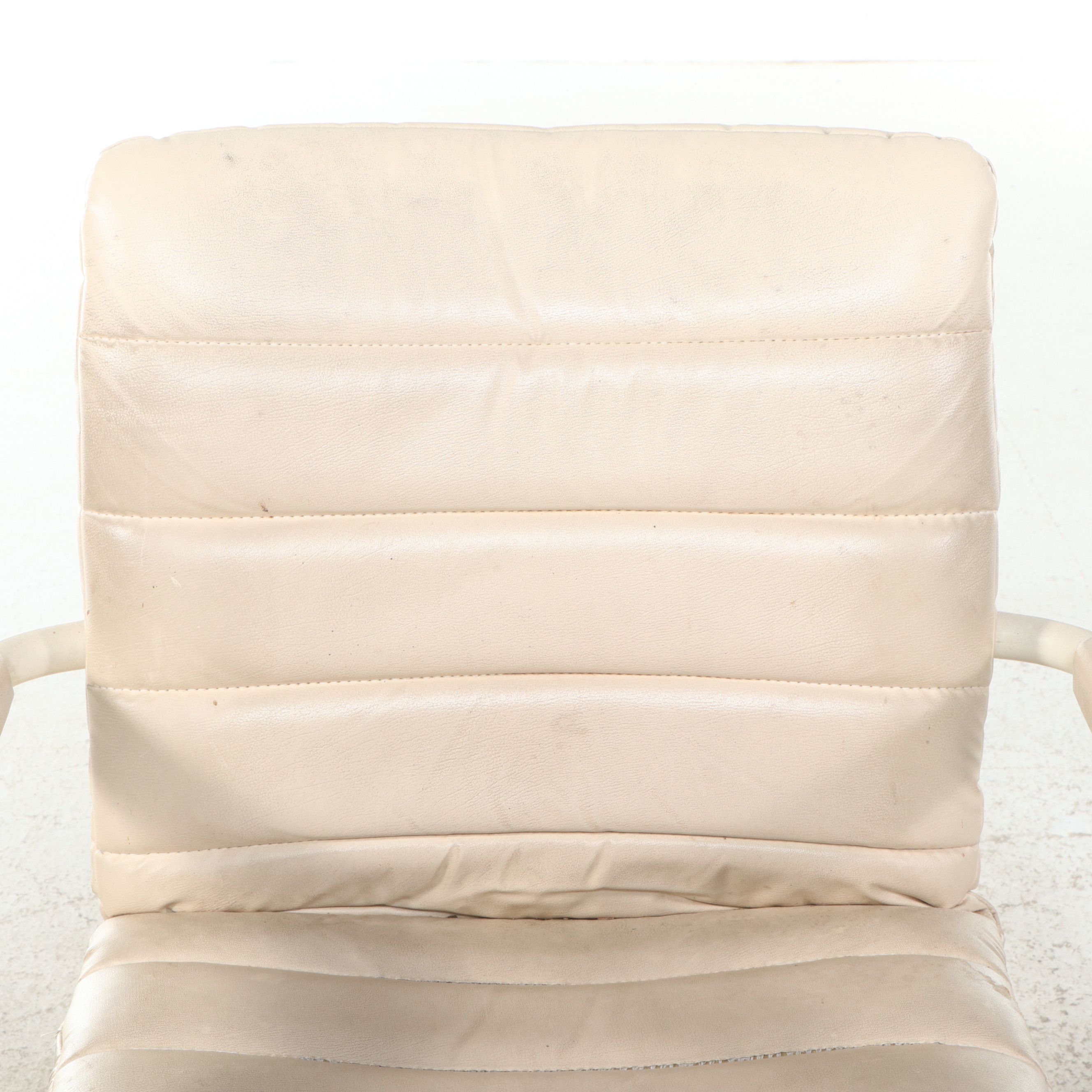 Cal-Style Furniture Assembled Five-Piece Dinette Set