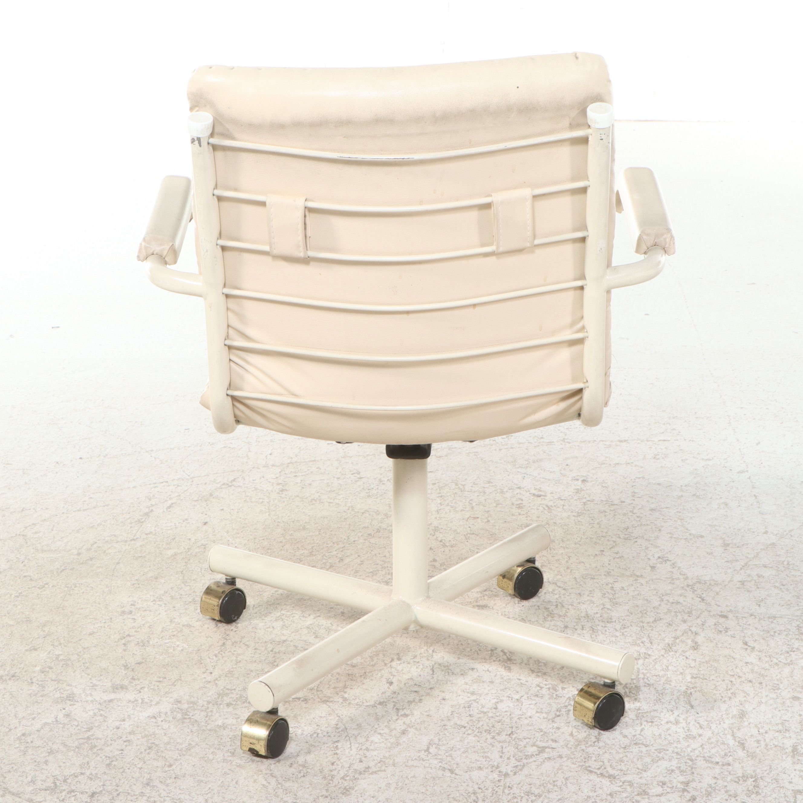 Cal-Style Furniture Assembled Five-Piece Dinette Set