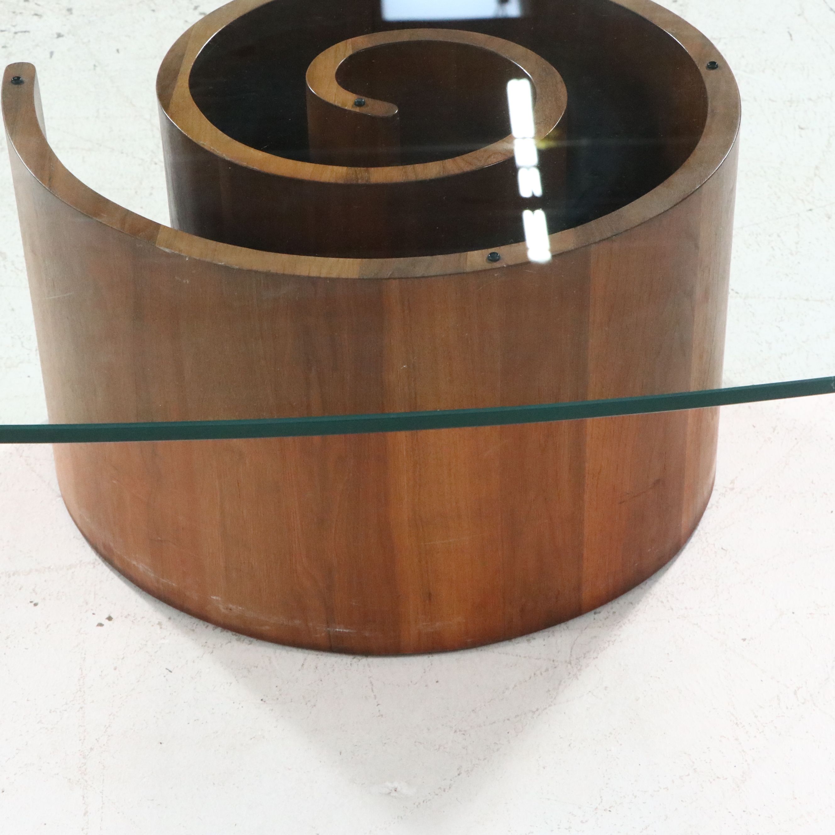 Mid Century Modern Vladimir Kagan Snail Coffee Table