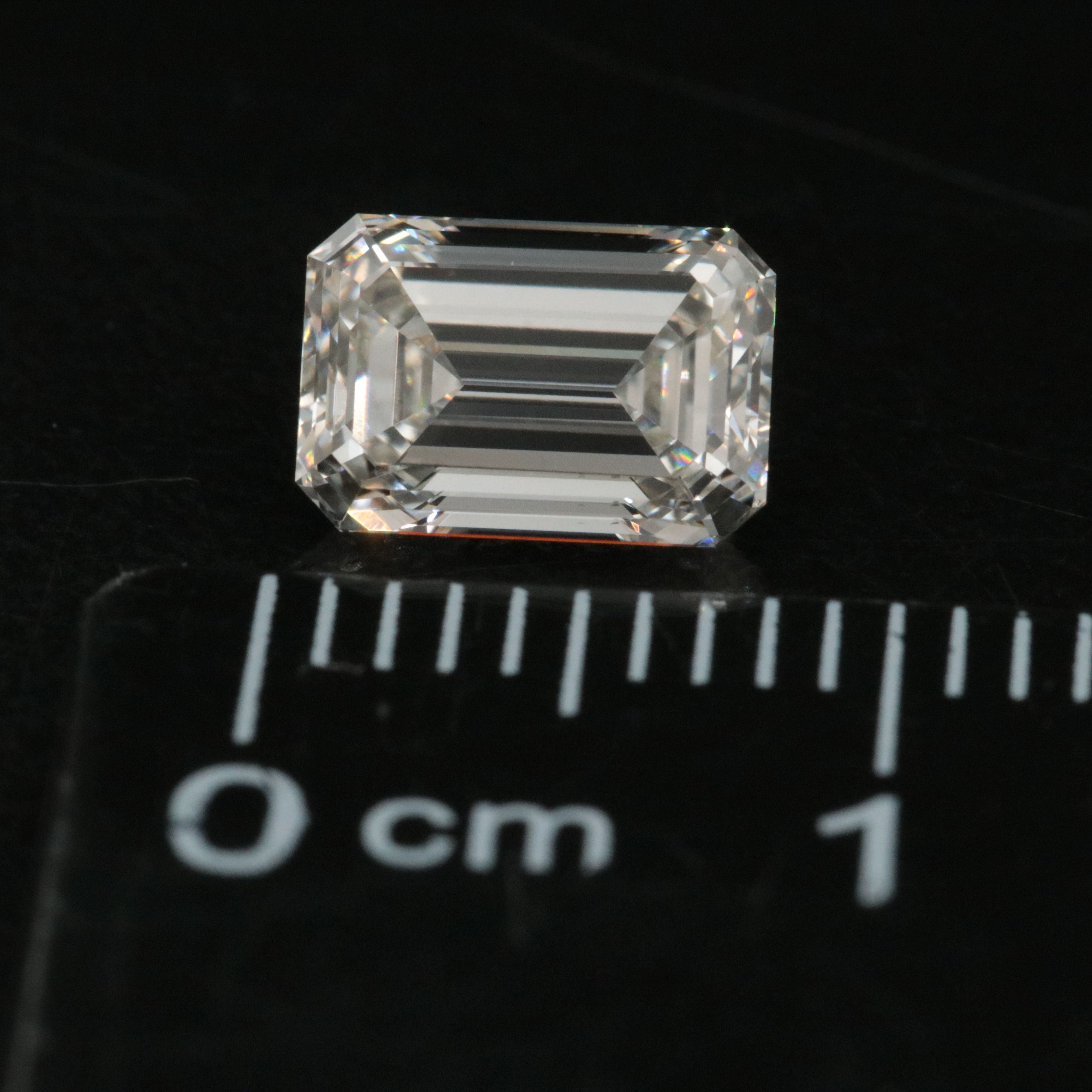 Loose 1.36 CT Lab Grown Diamond with IGI Report