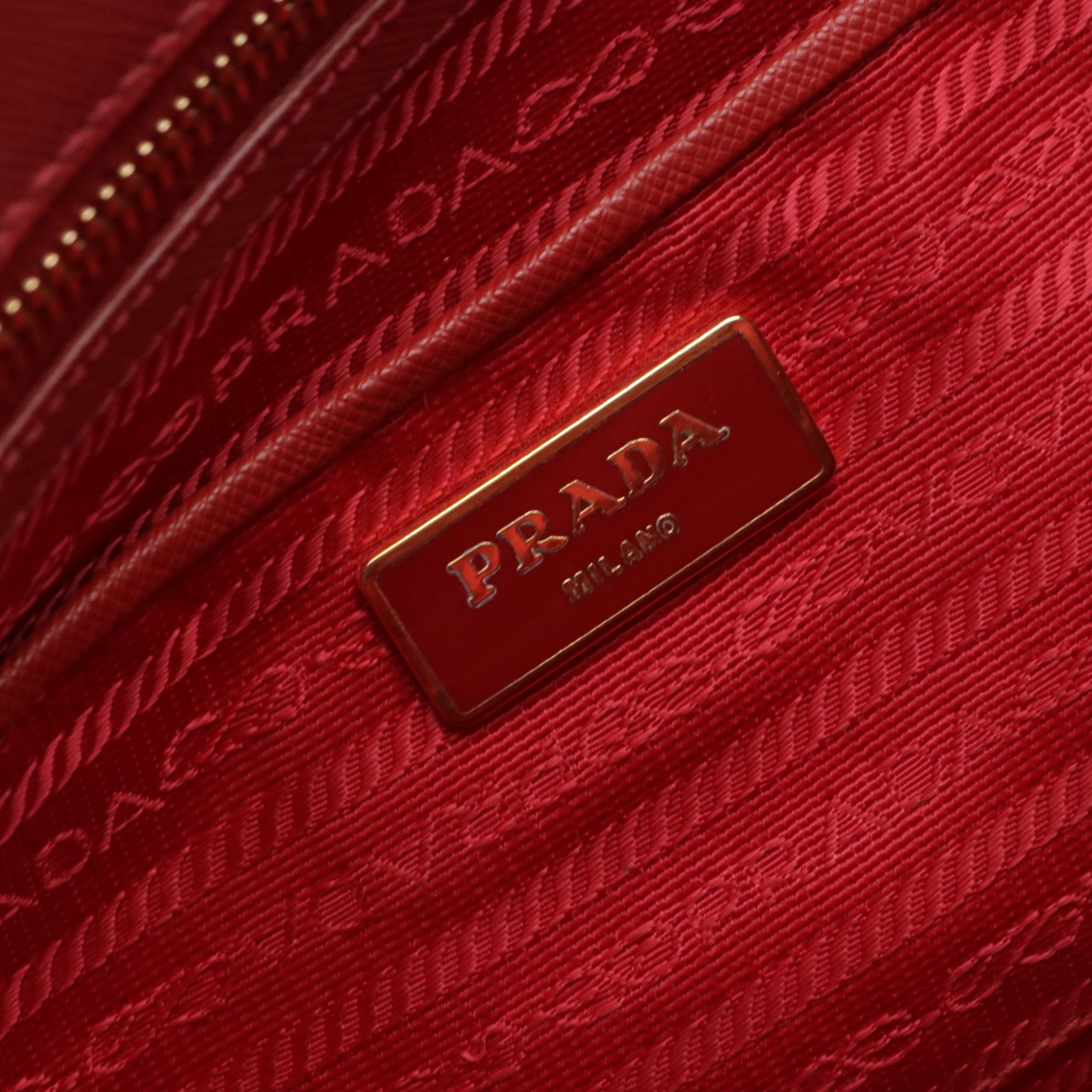 Prada Double Zip Galleria Top Handle Tote in Saffiano Lux Leather