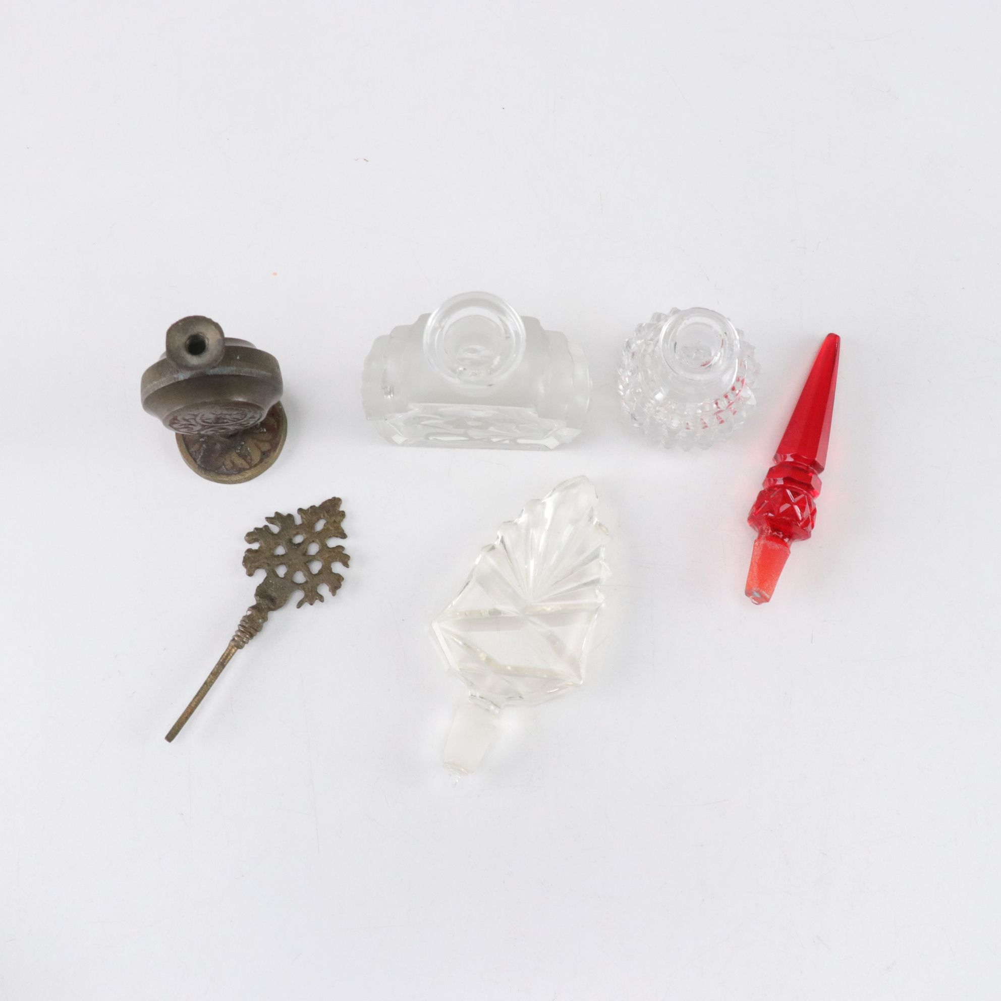 Crystal and Glass Perfume Bottles with Cosmetic Containers and Compact Mirrors