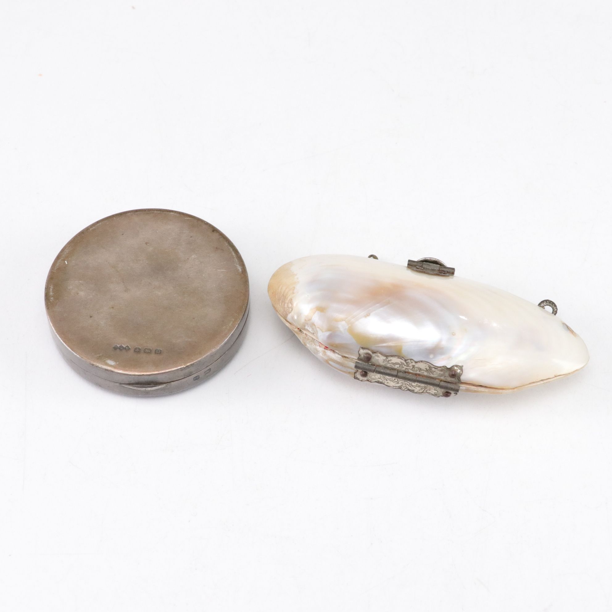 Crystal and Glass Perfume Bottles with Cosmetic Containers and Compact Mirrors