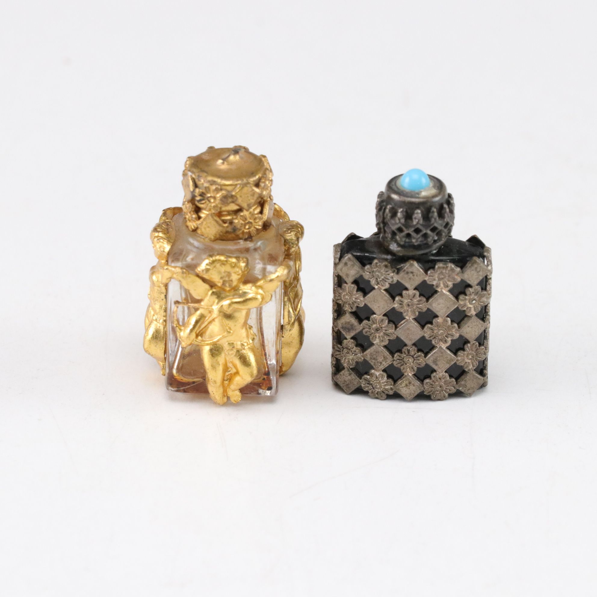 Crystal and Glass Perfume Bottles with Cosmetic Containers and Compact Mirrors