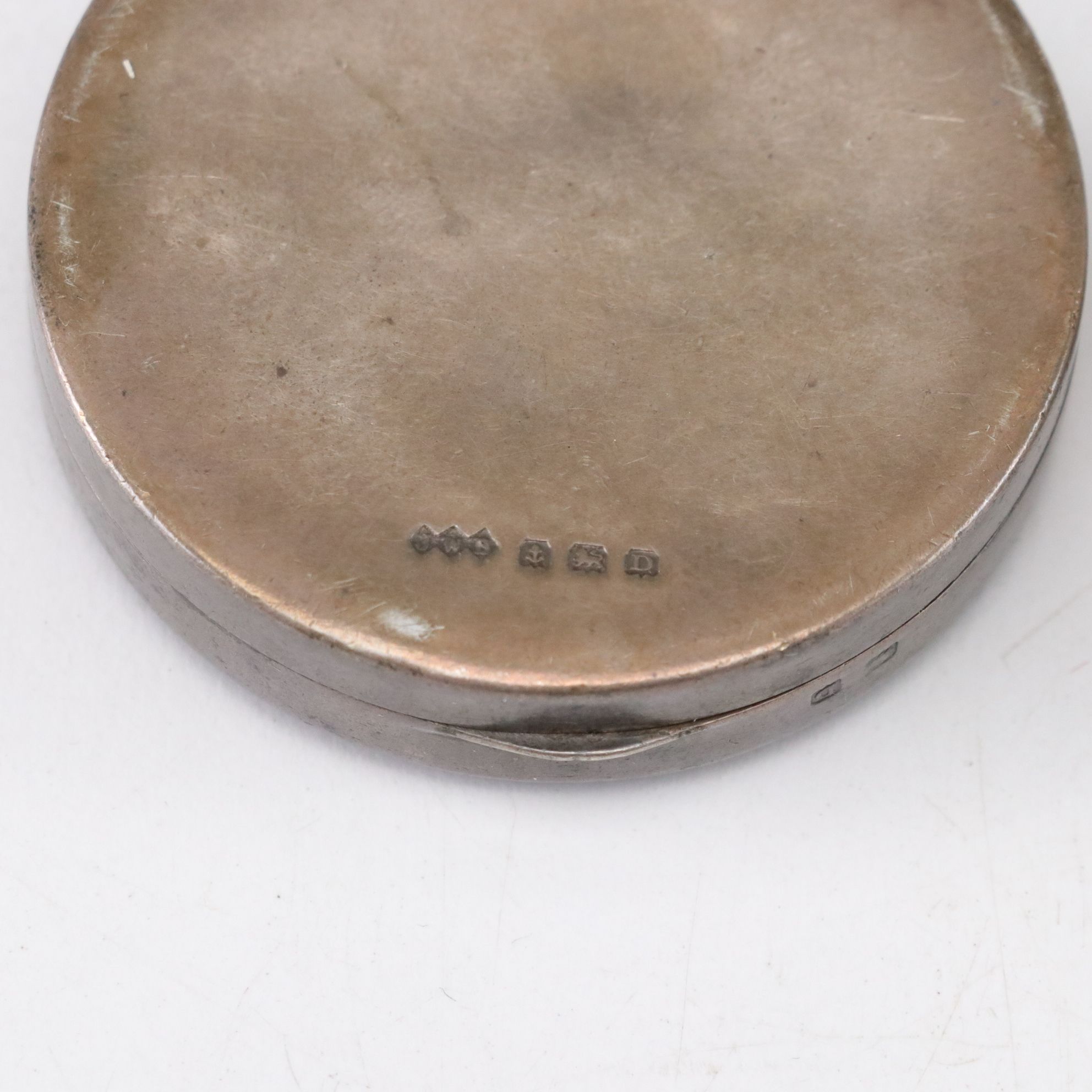 Crystal and Glass Perfume Bottles with Cosmetic Containers and Compact Mirrors