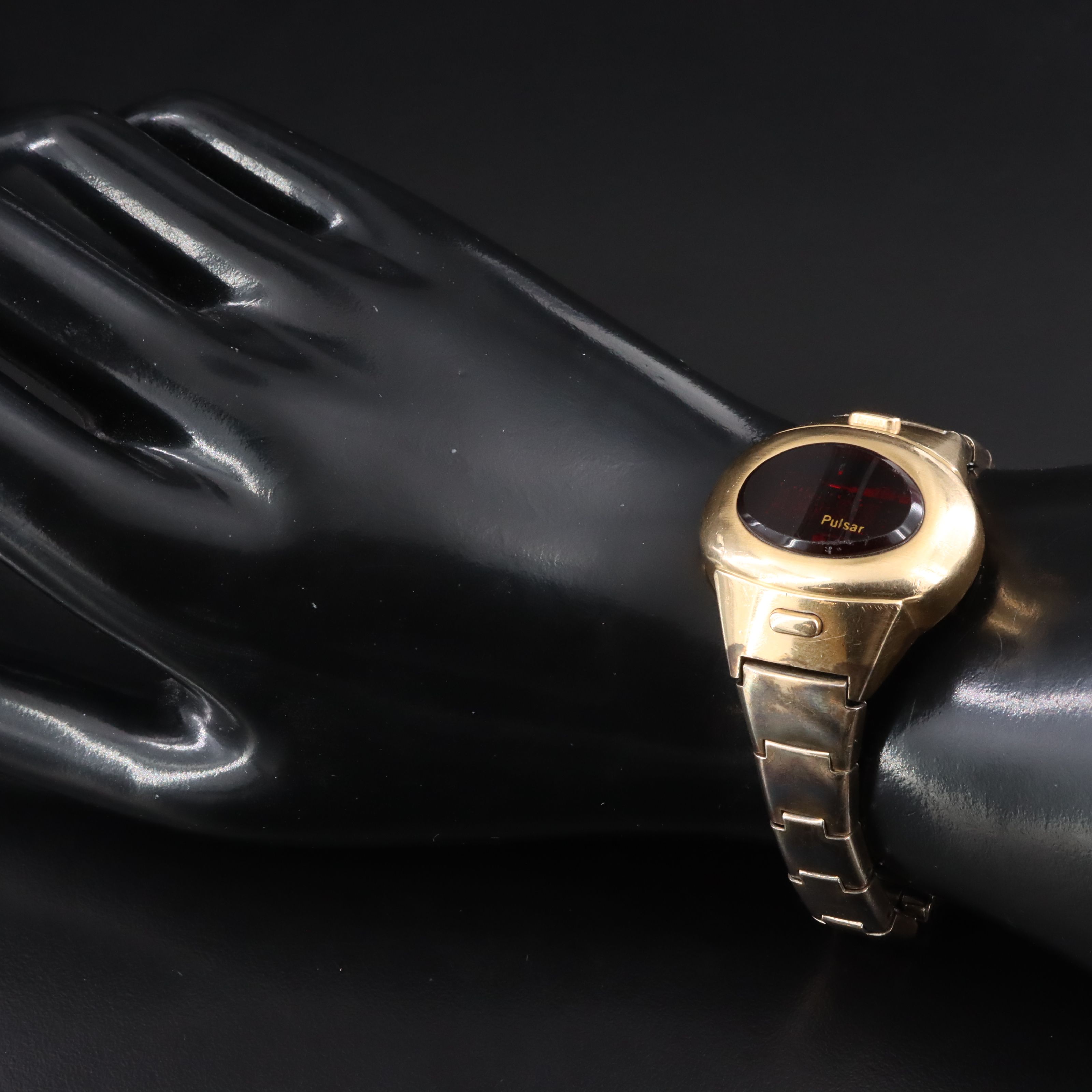 Vintage Pulsar Time Computer Date Command LED Digital Watch