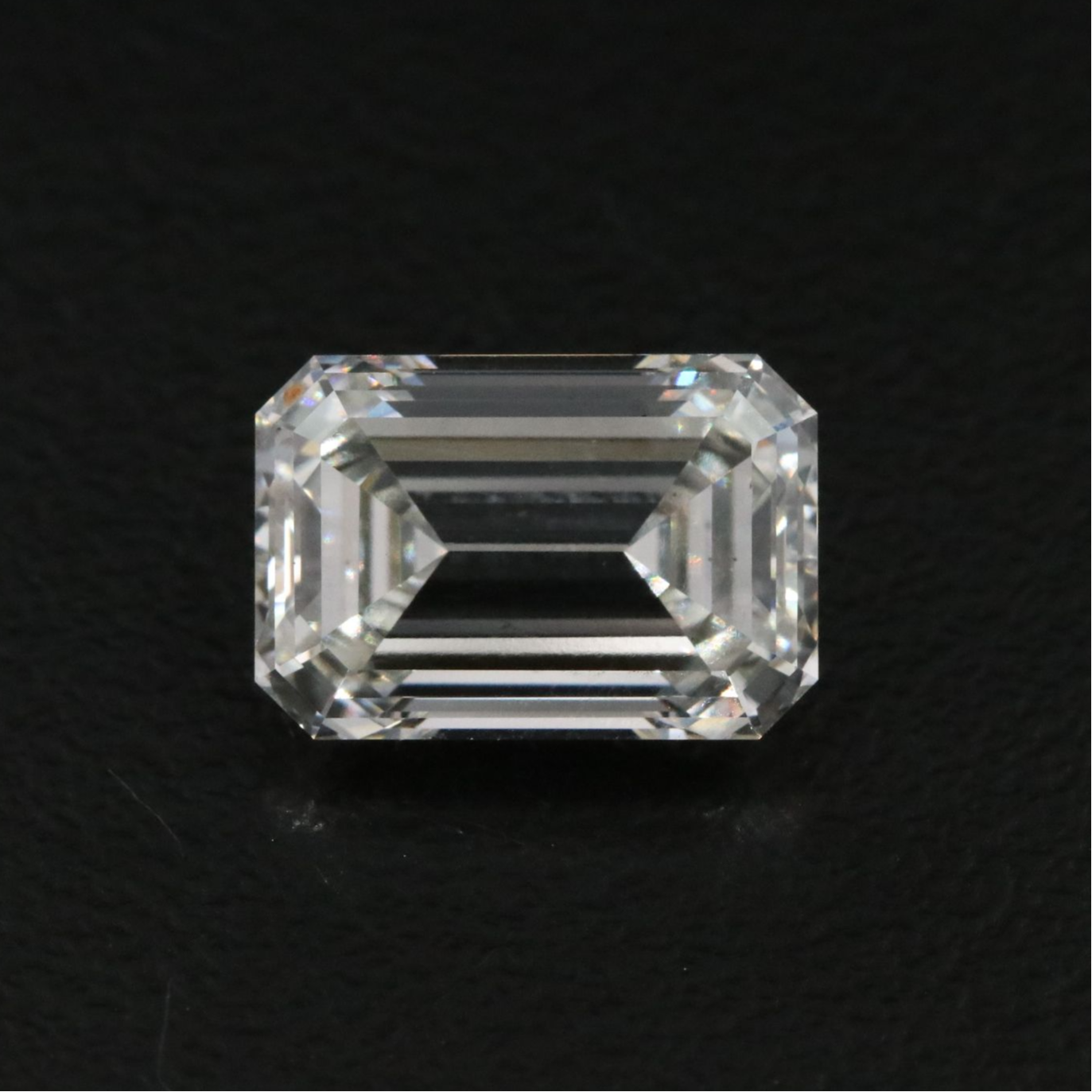 Loose 4.23 CT Lab Grown Diamond with IGI Report