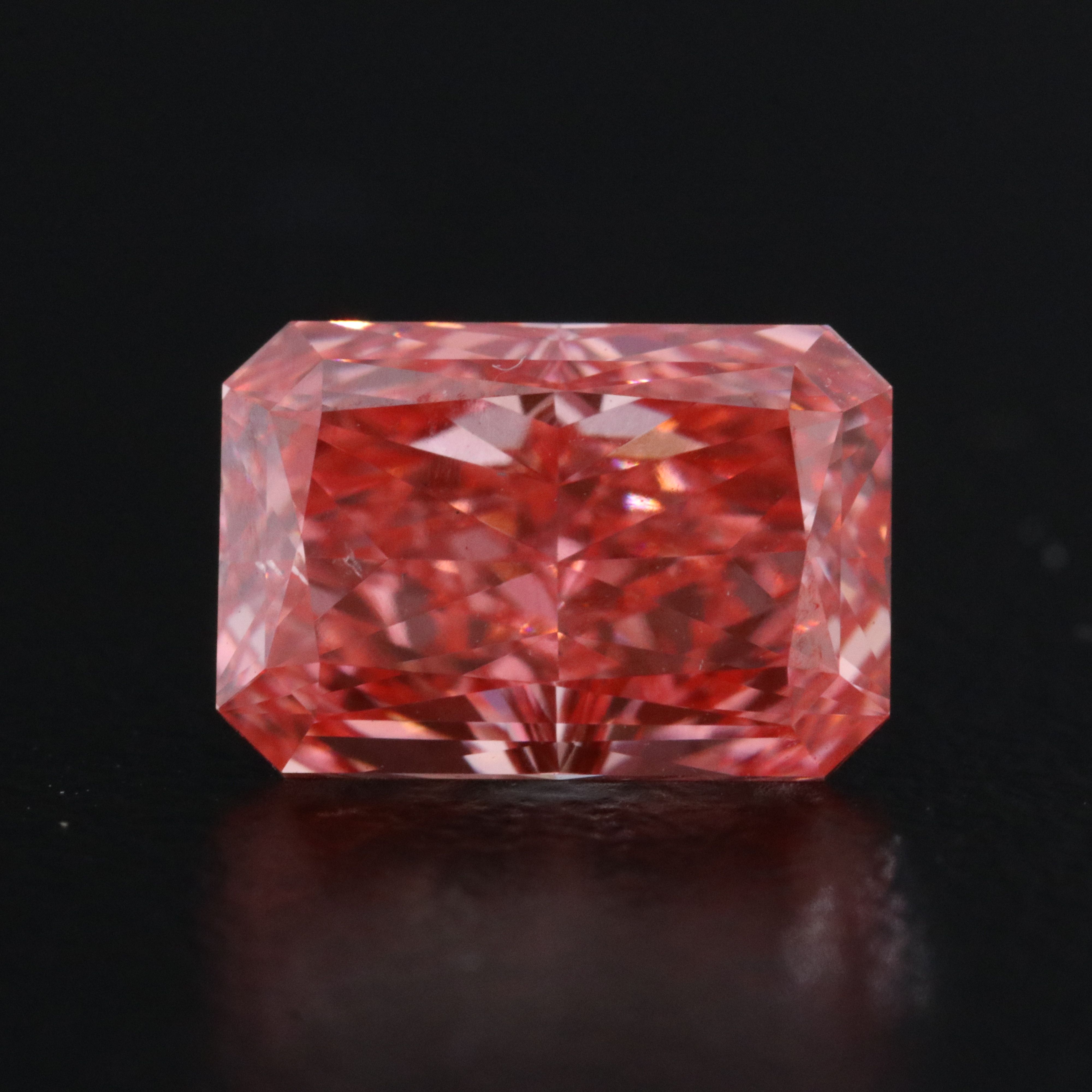 Loose 2.23 CT Lab Grown Fancy Vivid Pink Diamond with IGI Report