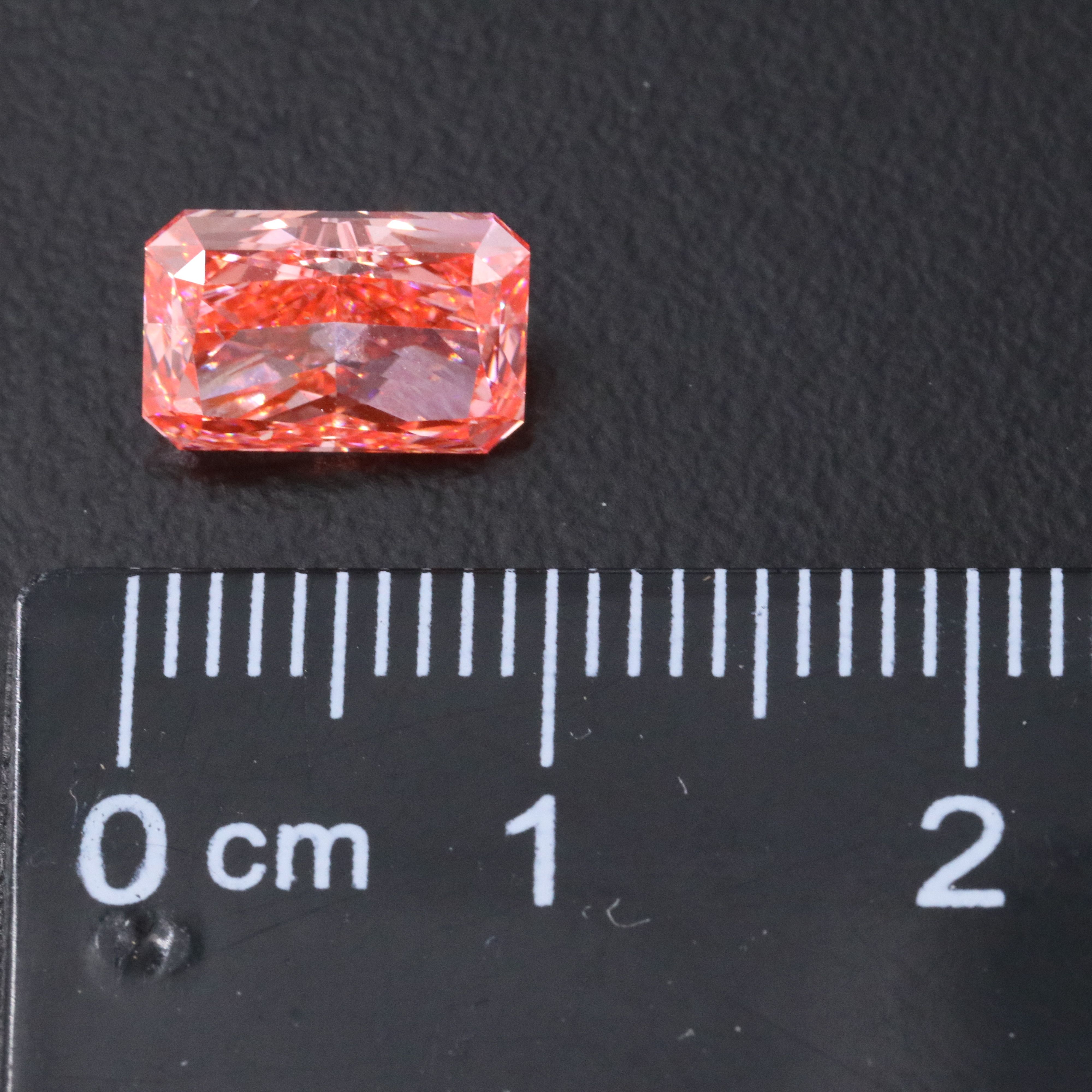 Loose 2.23 CT Lab Grown Fancy Vivid Pink Diamond with IGI Report