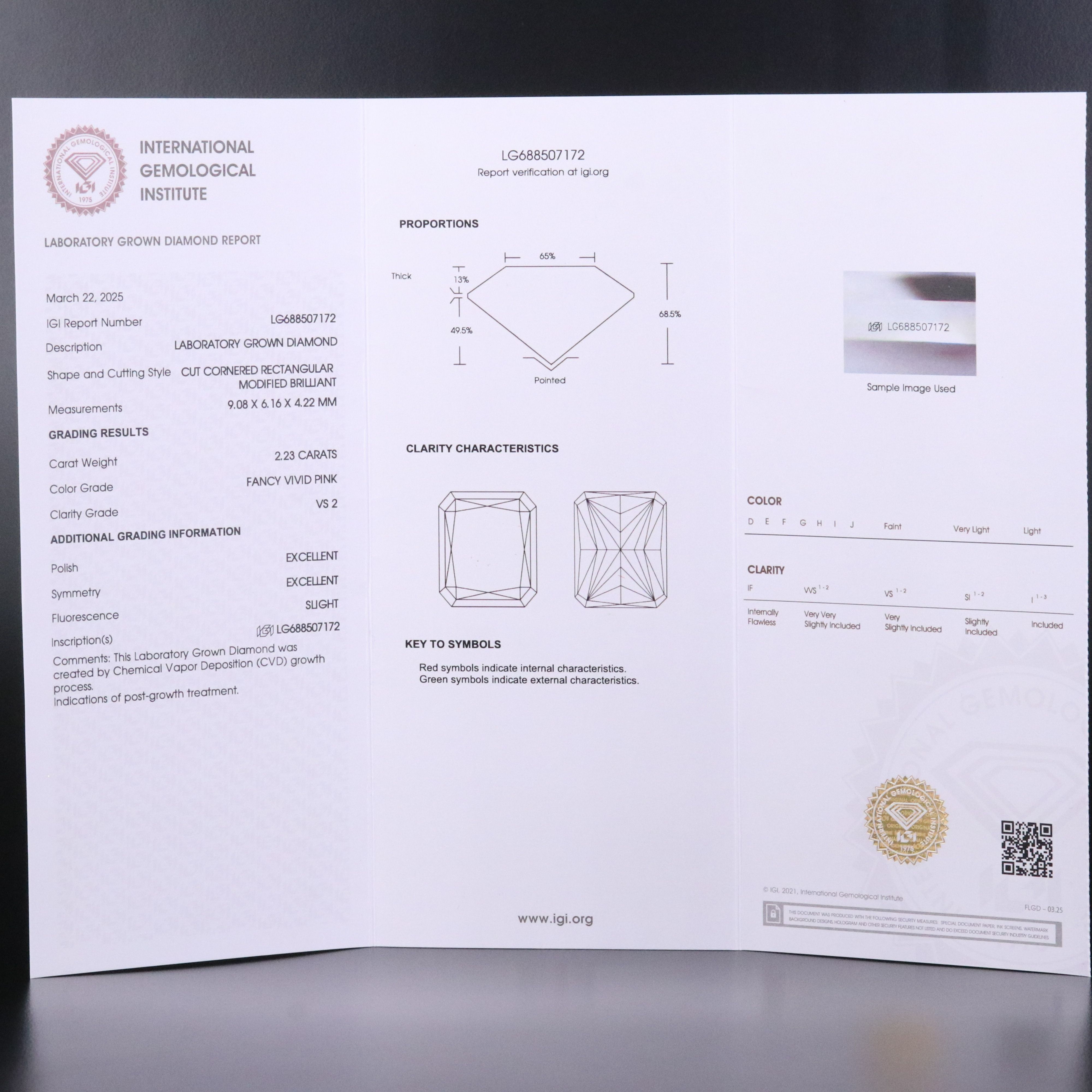 Loose 2.23 CT Lab Grown Fancy Vivid Pink Diamond with IGI Report