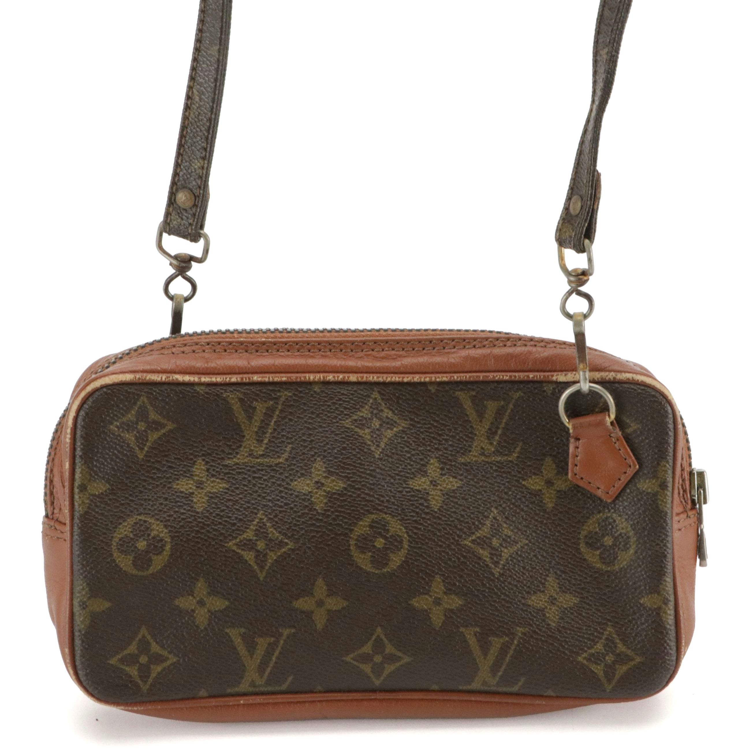 Louis Vuitton Pochette Marly Bandoulière in Monogram Canvas and Leather