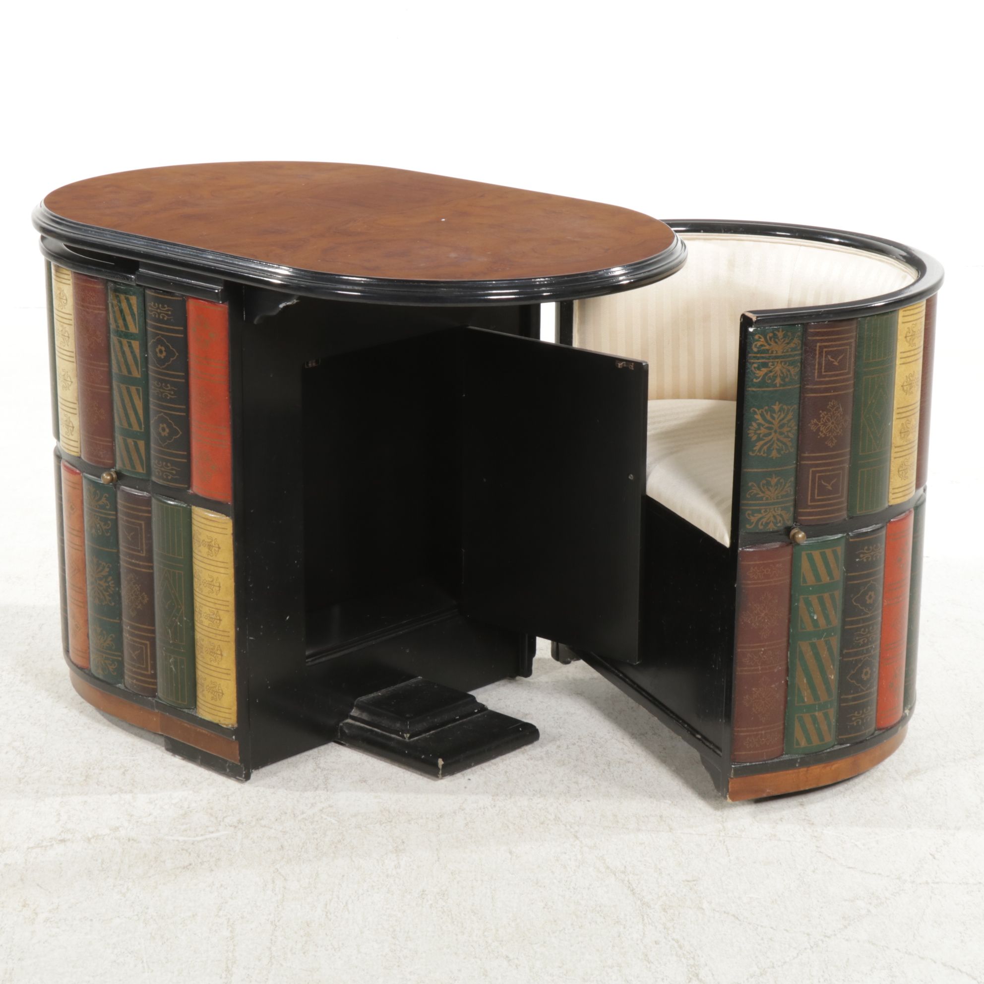 Design Toscano "Nettlestone" Trompe l'Oeil Nested Library Table and Chairs