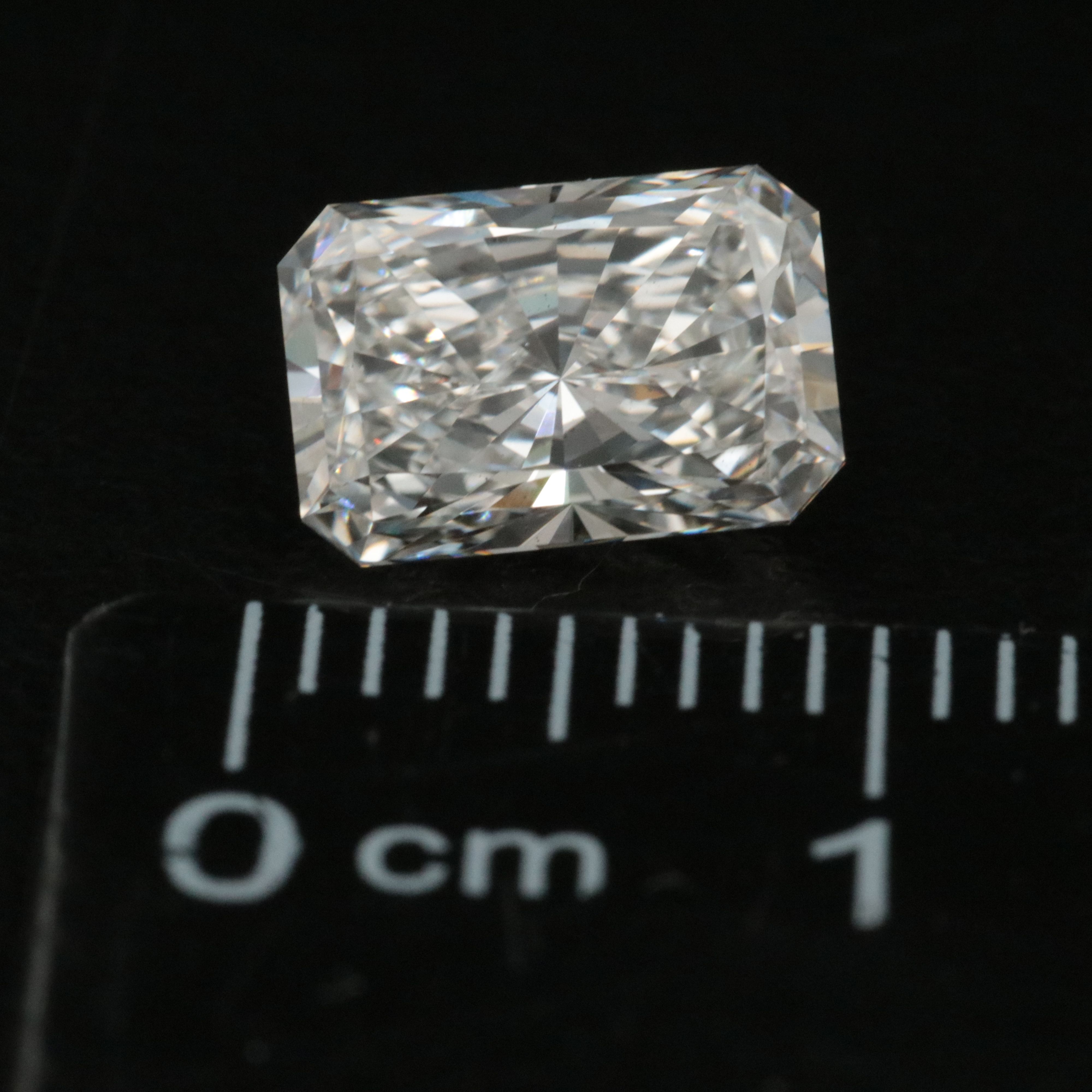 Loose 1.87 CT Lab Grown Diamond with IGI Report