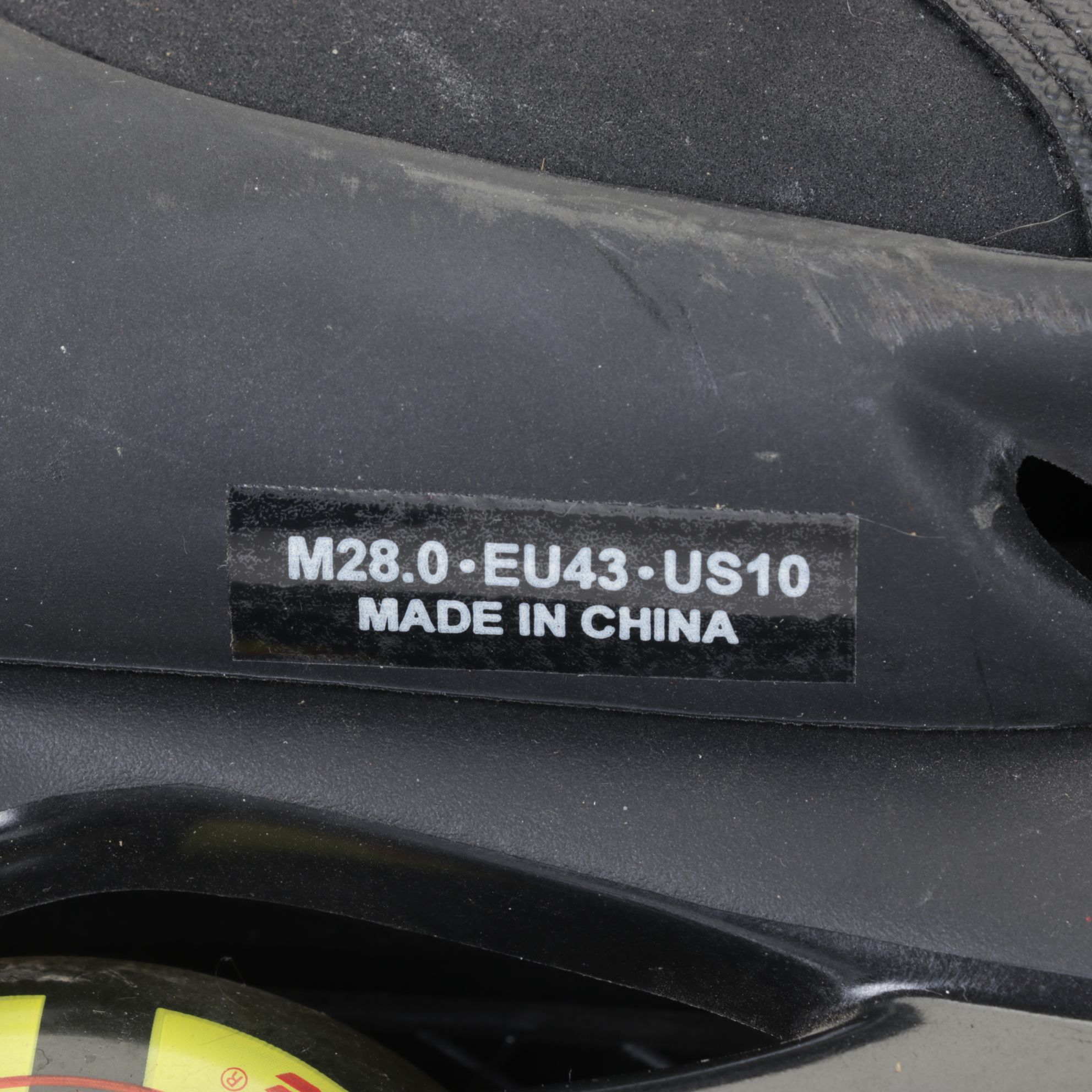 Men's Rollerblade Pro 03 Inline Skates in Black and Yellow with Pads