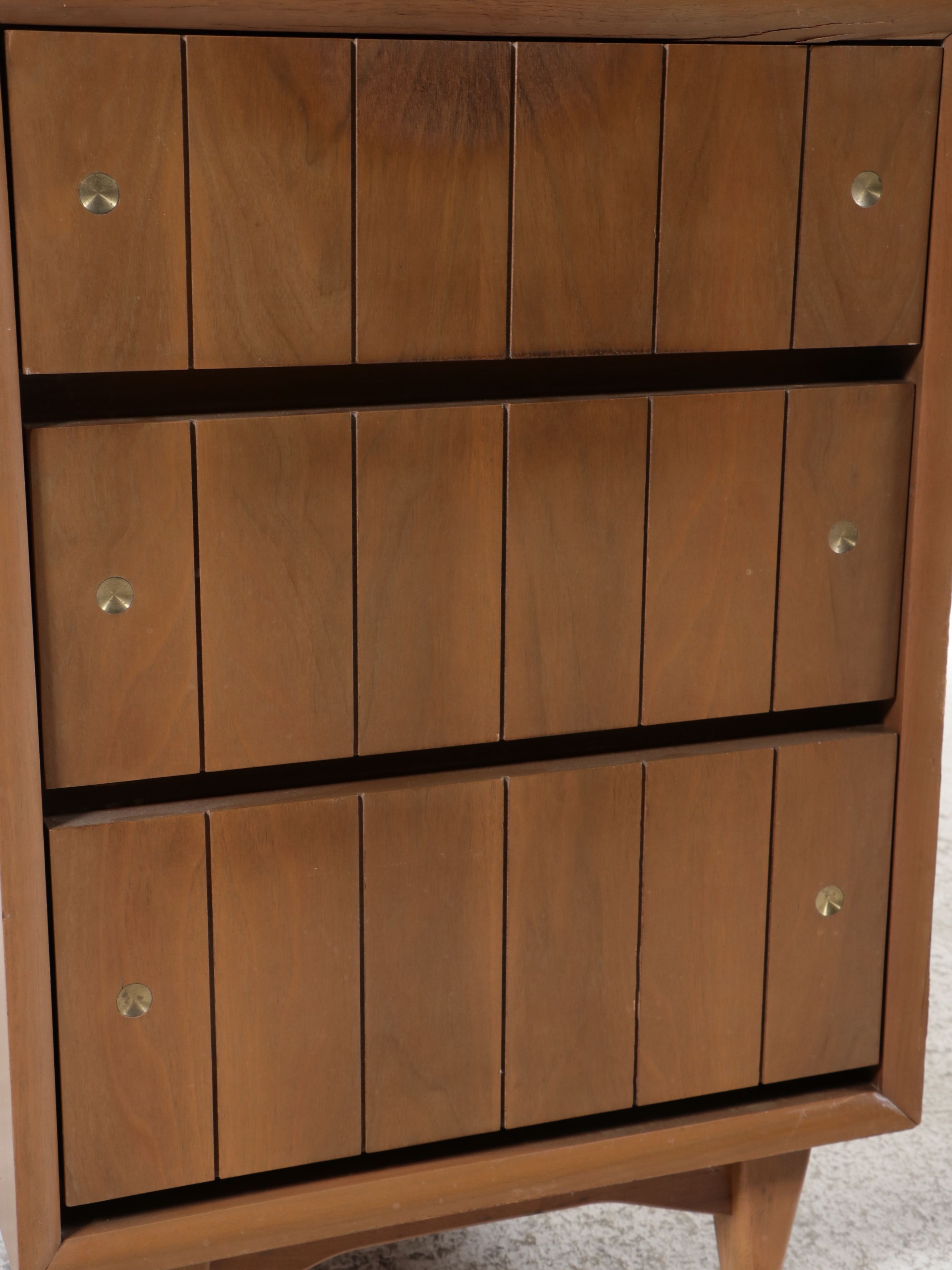 Kroehler Mid Century Modern Walnut Desk, Mid-20th Century