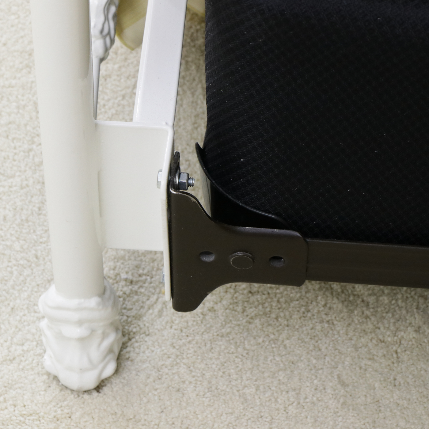 Victorian Style Parcel-Painted Metal King Size Bed Frame