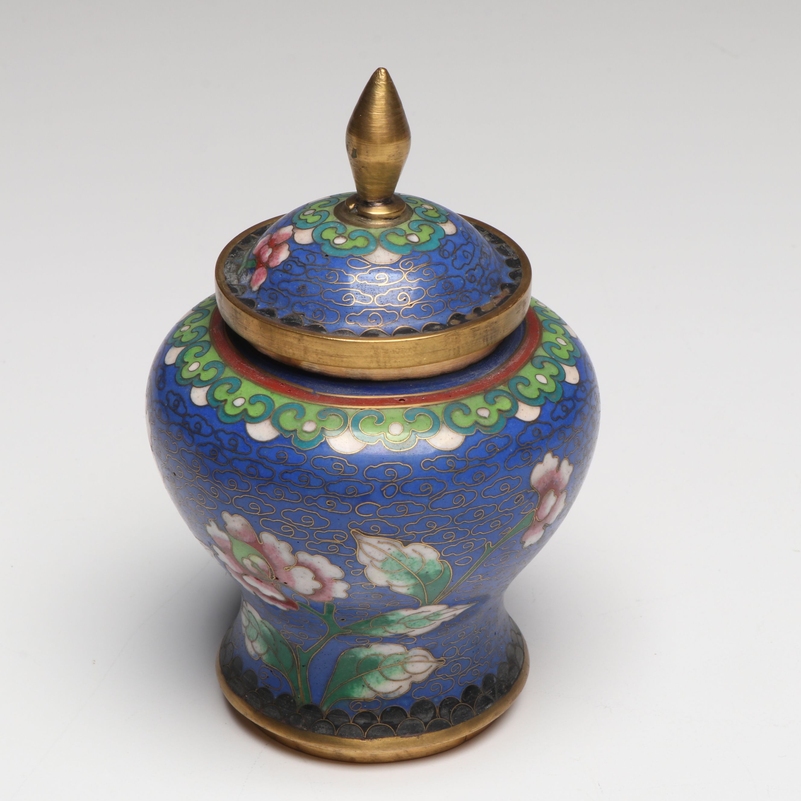 Chinese Style Cloisonné with Japanese Moriage Ceramic Vases and Décor