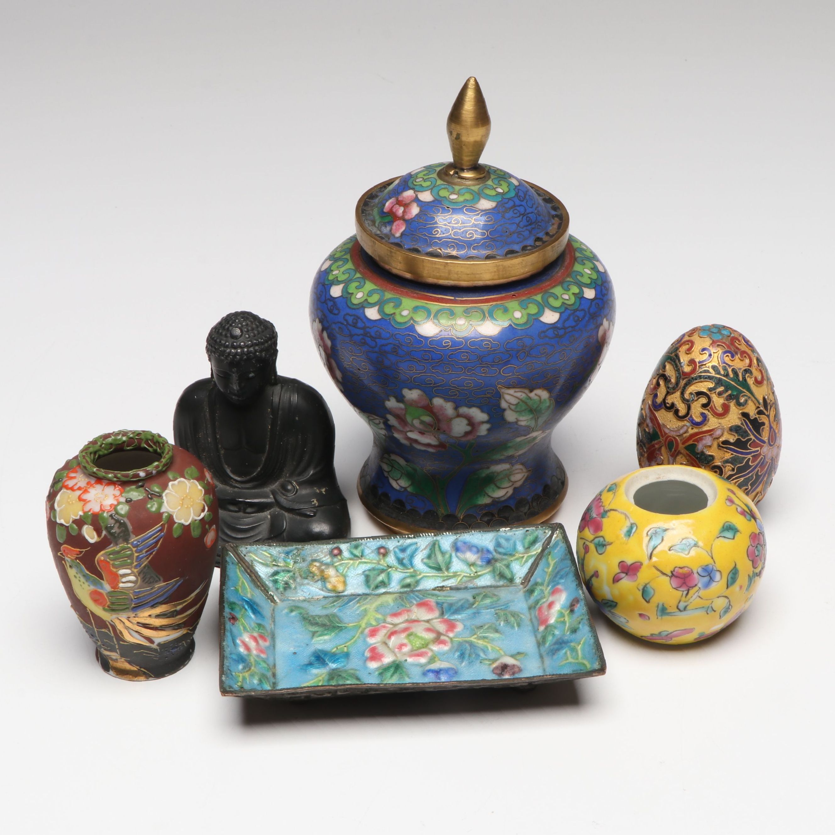 Chinese Style Cloisonné with Japanese Moriage Ceramic Vases and Décor