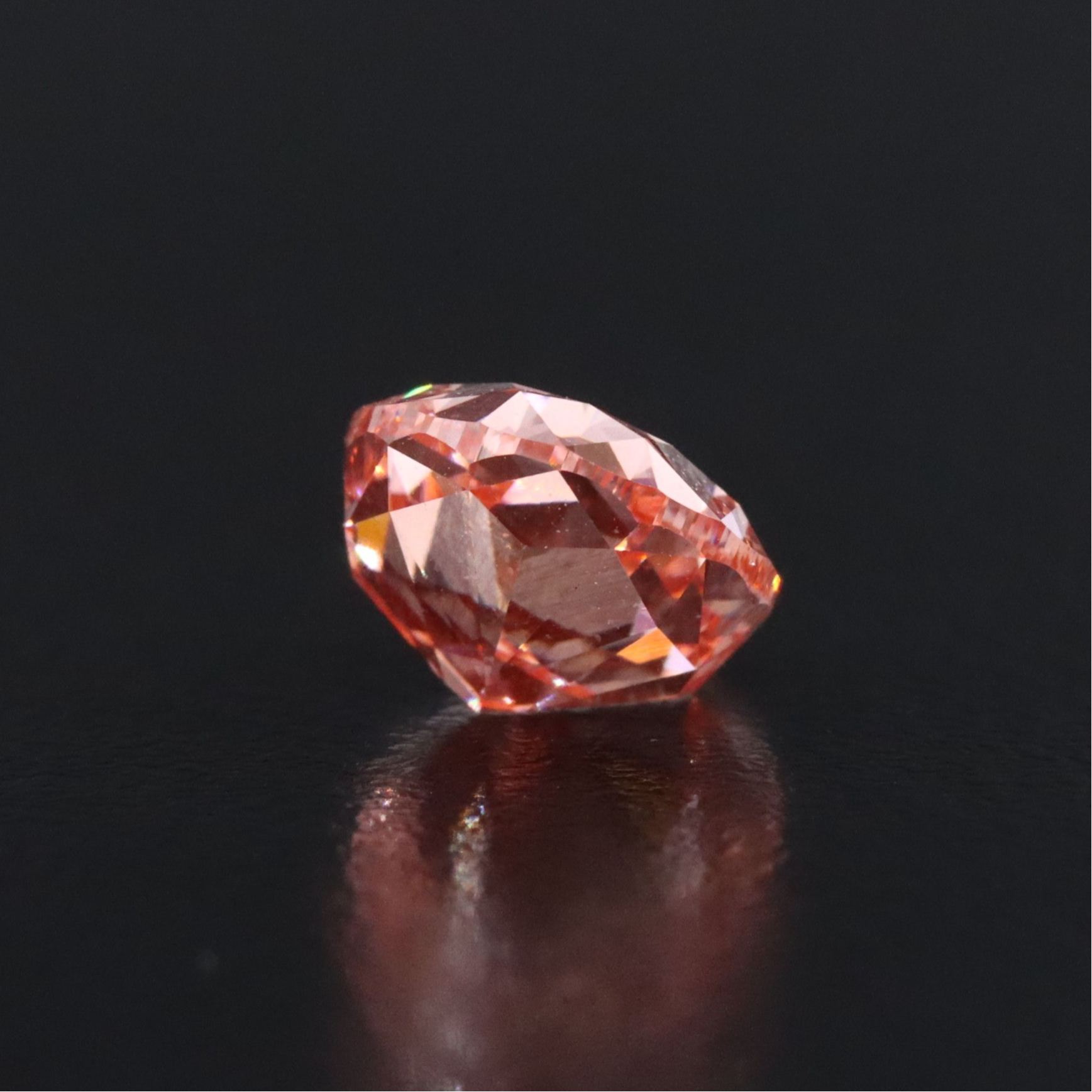Loose 3.01 CT Lab Grown Fancy Vivid Pink Diamond with IGI Report