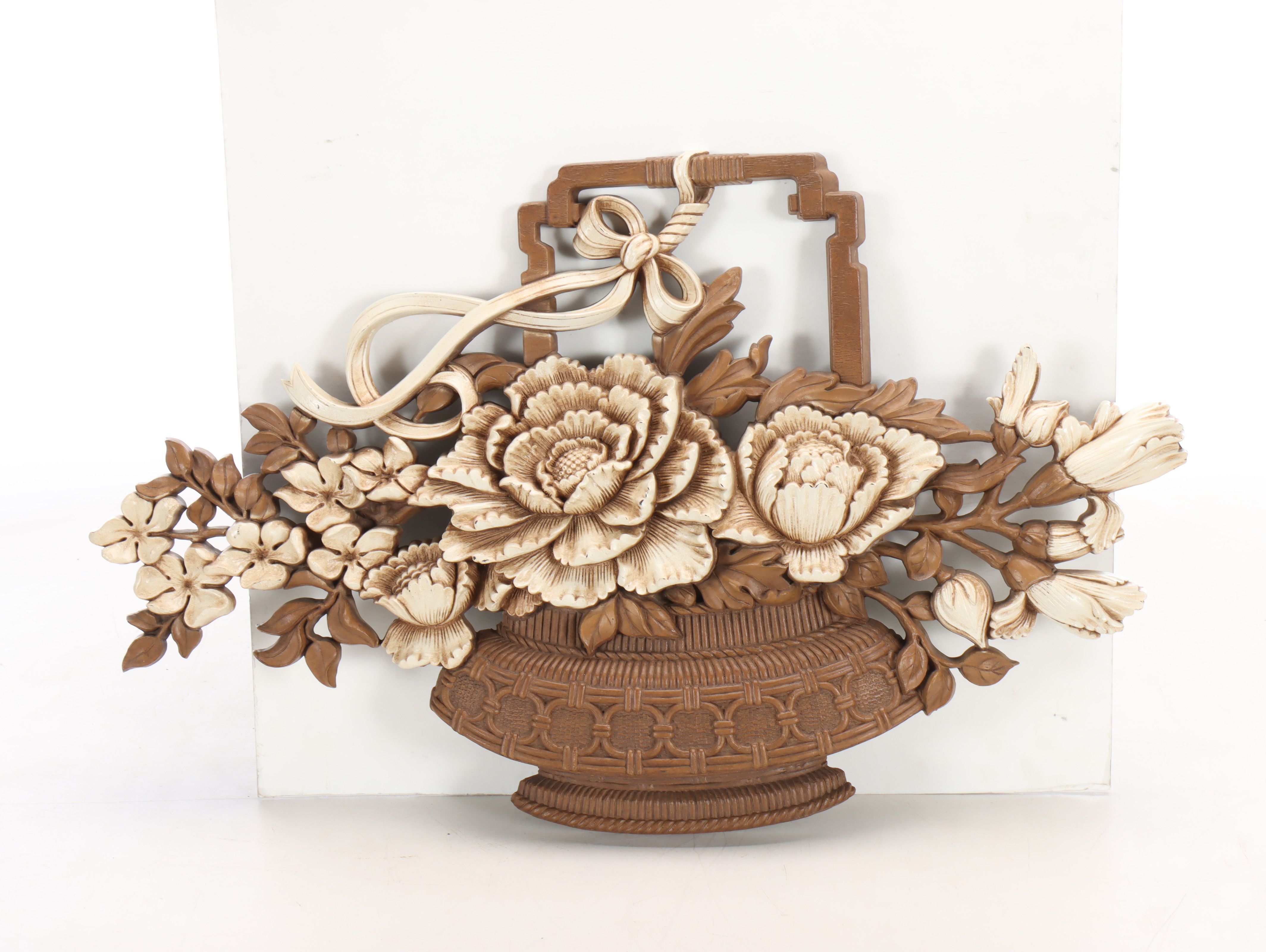 Mikasa "Buckskin" Casserole with Syroco Wall Hanging and More Décor