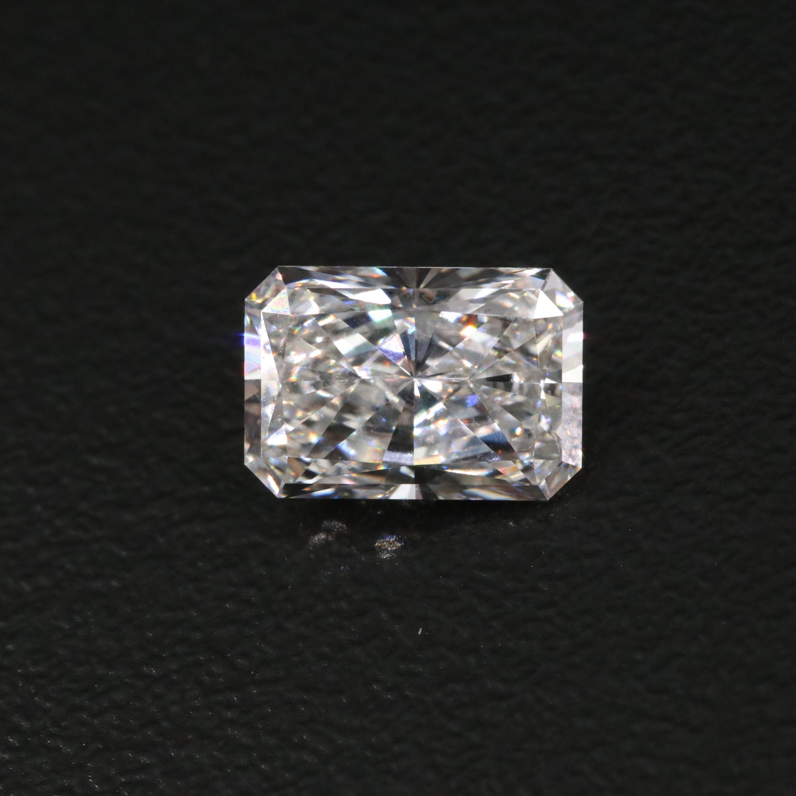 Loose 1.92 CT Lab Grown Diamond with IGI Report