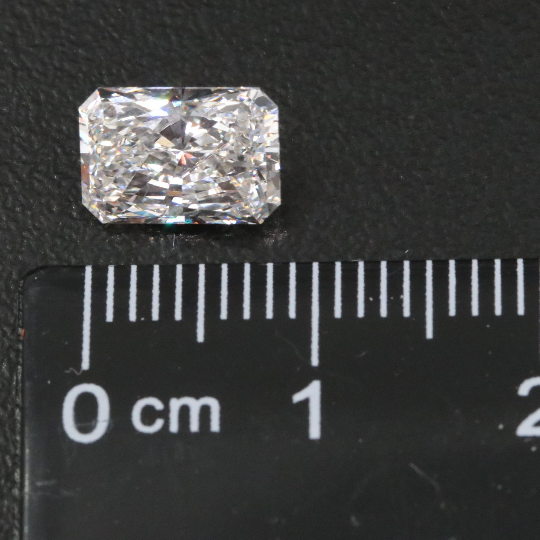 Loose 1.92 CT Lab Grown Diamond with IGI Report