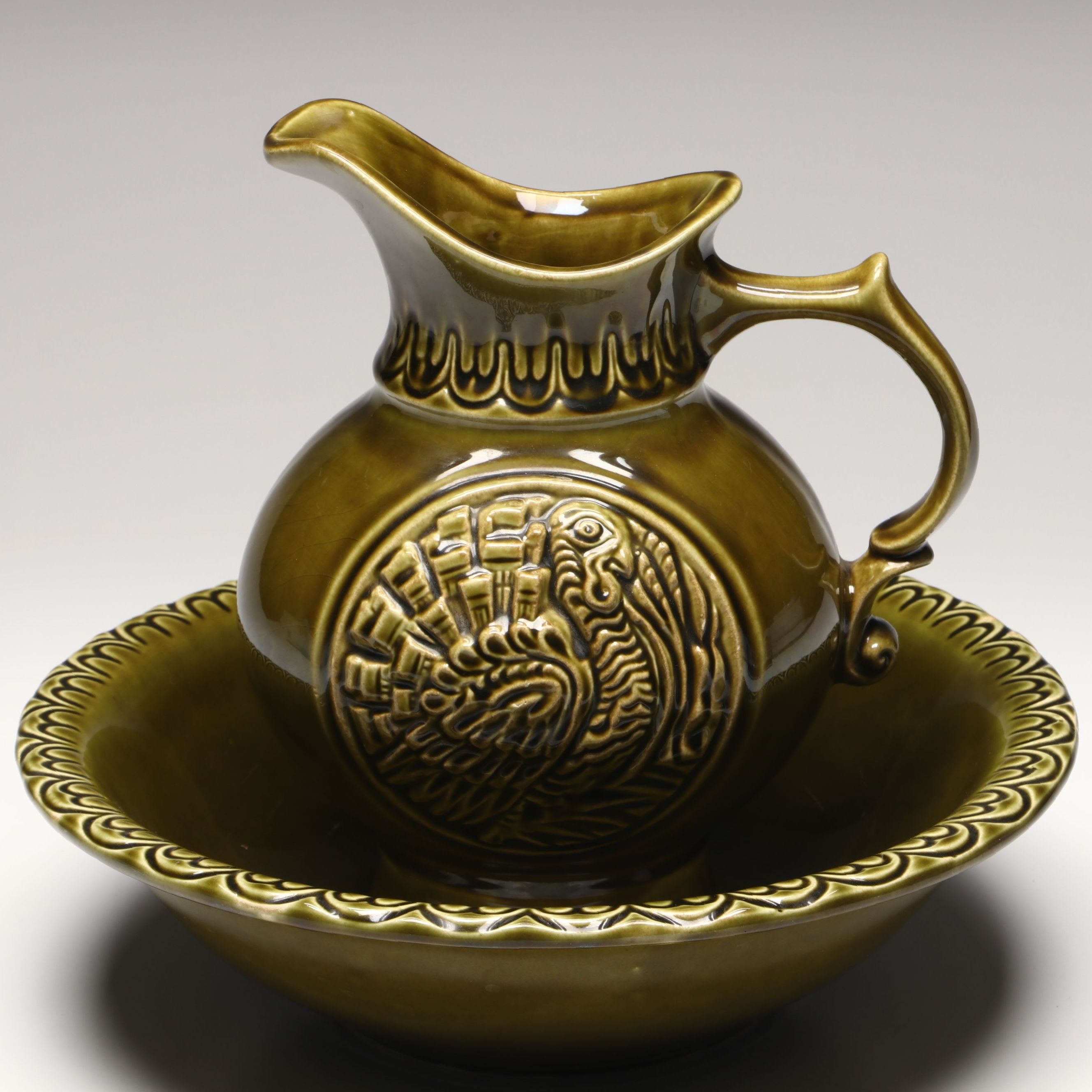 McCoy Pottery Turkey Pitcher and Basin, Mid-20th Century