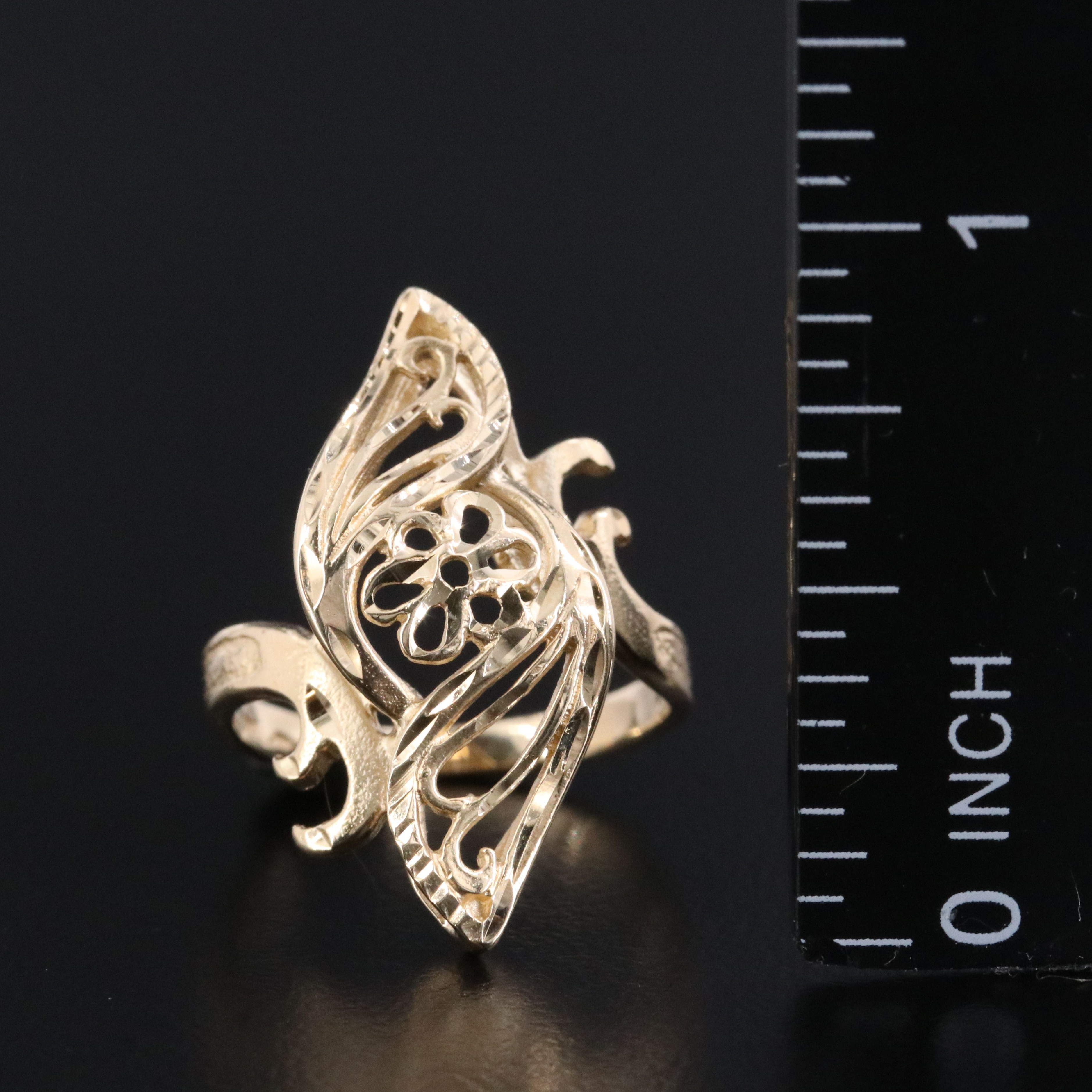 14K Scroll Ring