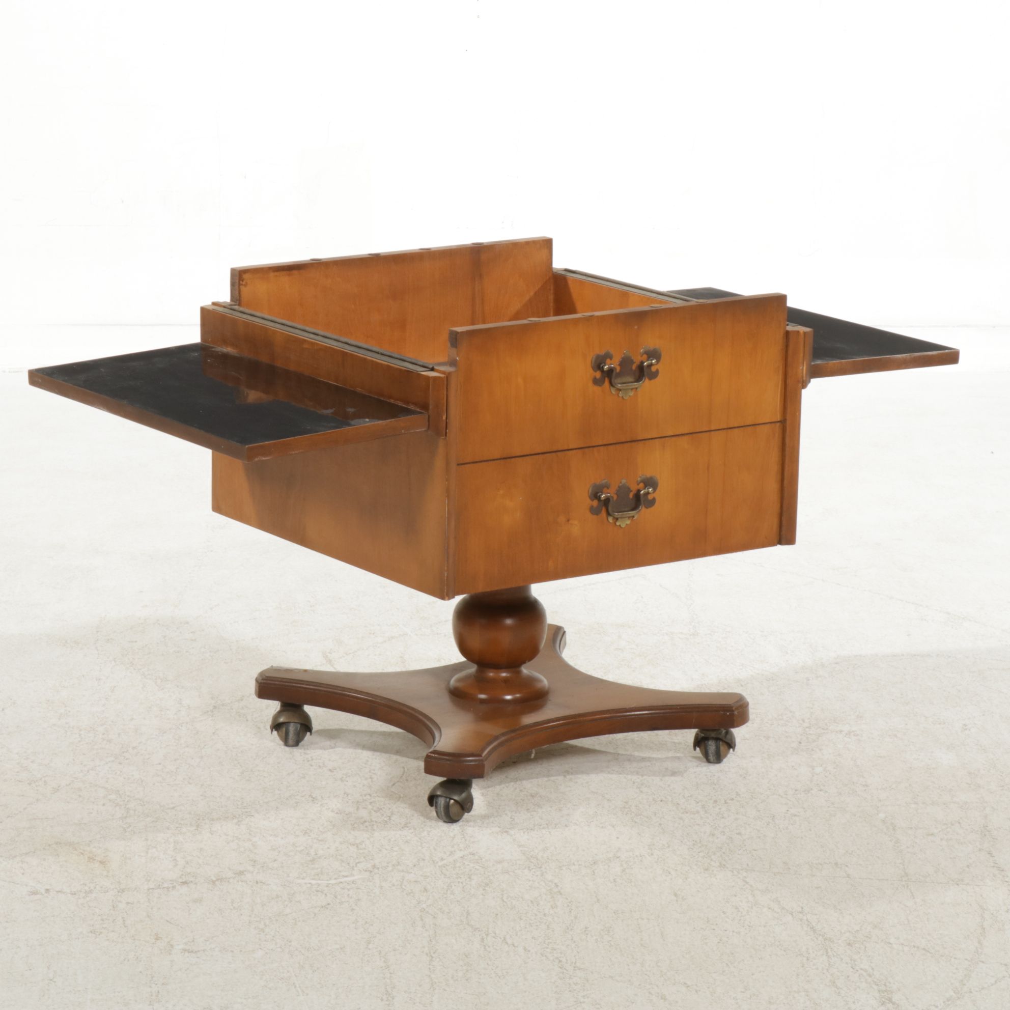 Lane Furniture Georgian Style Flip-Top Bar Cart, Mid to Late 20th Century