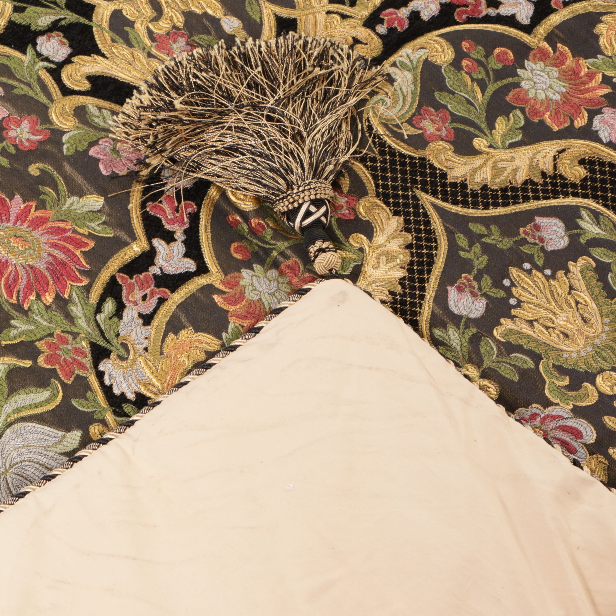 Austin Horn Collection "Gustone" Comforter Set with Shams, Pillows and Bed Skirt