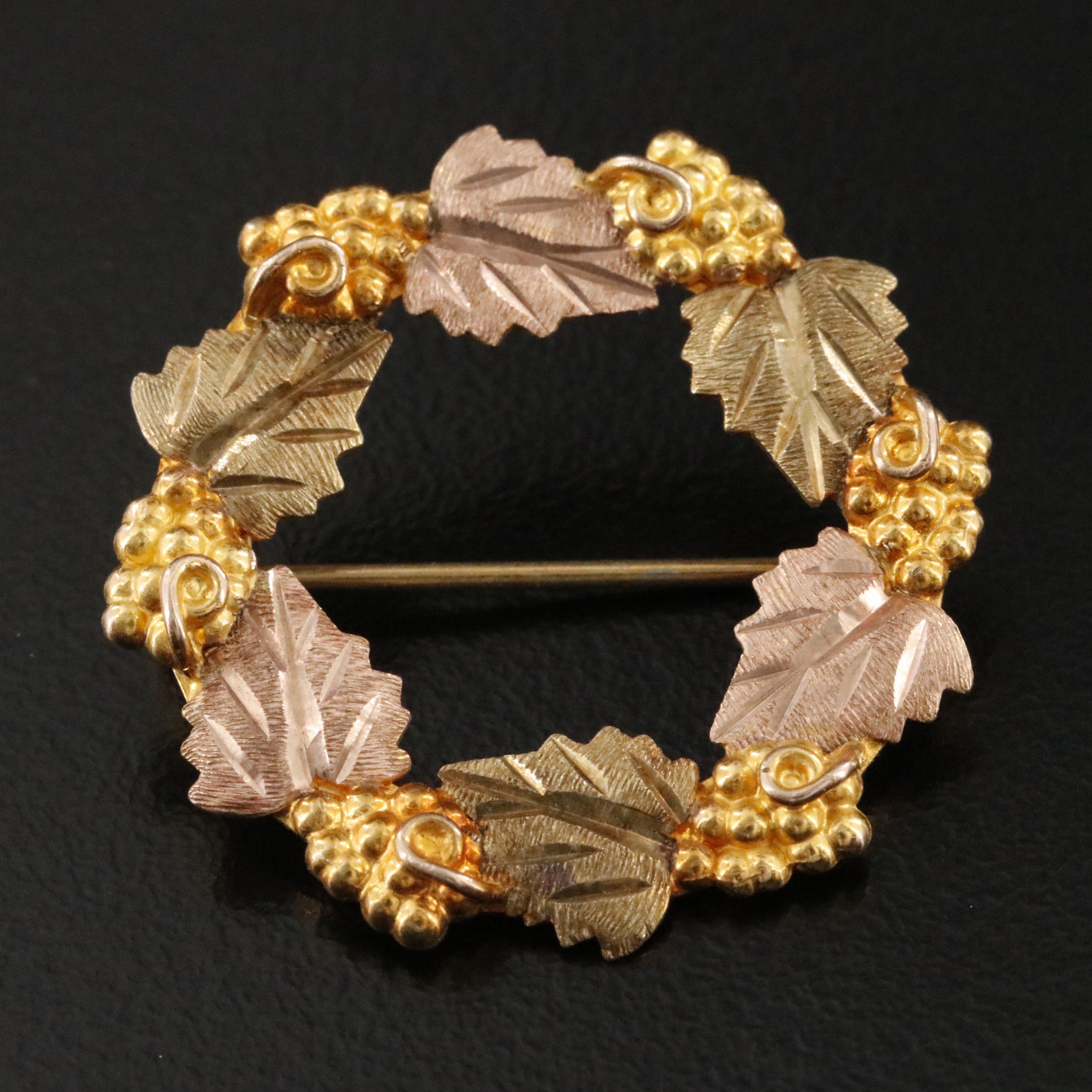 Black Hills Gold 10K Tri-Color Grapevine Circle Pin