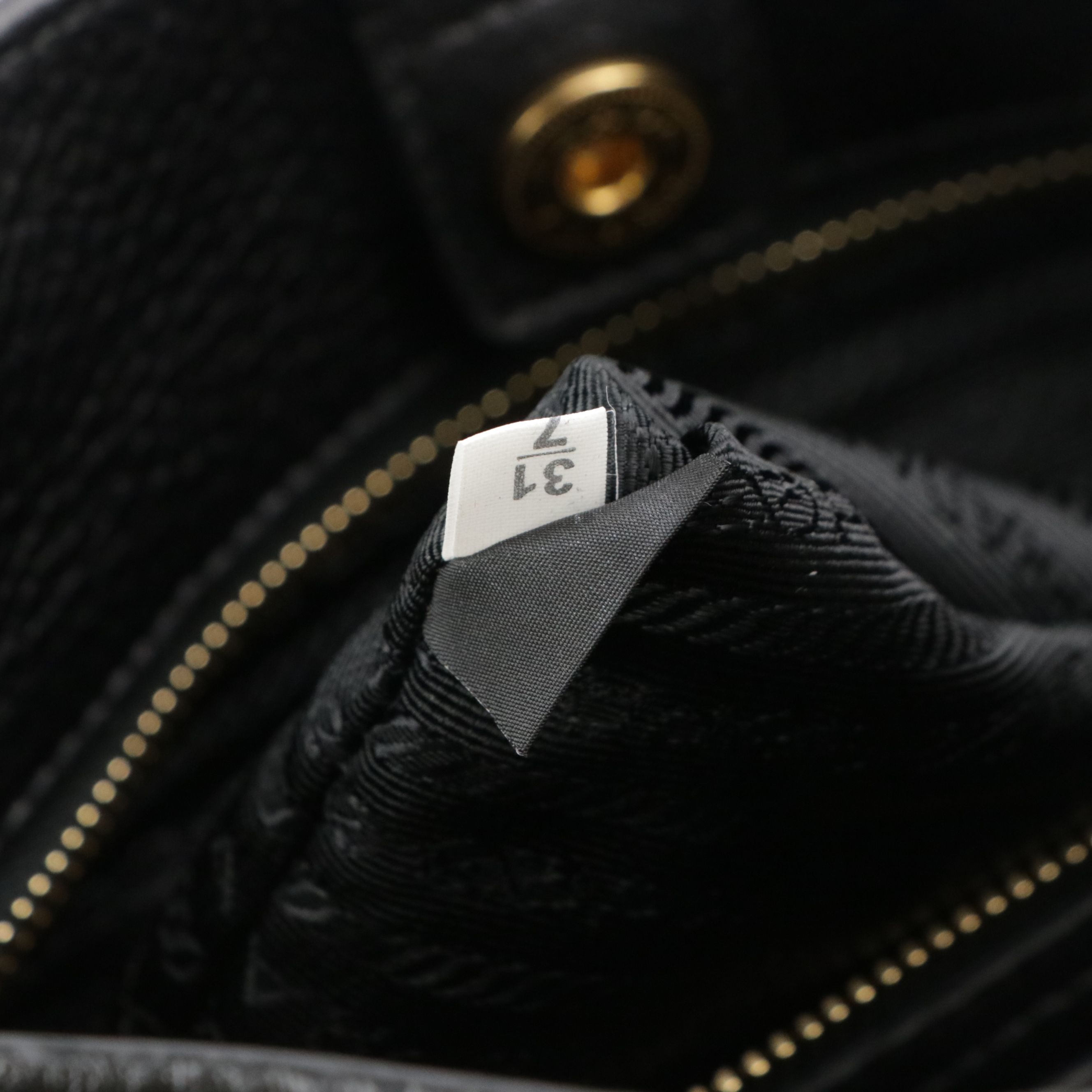 Prada Shoulder Bag in Black Vitello Daino Leather